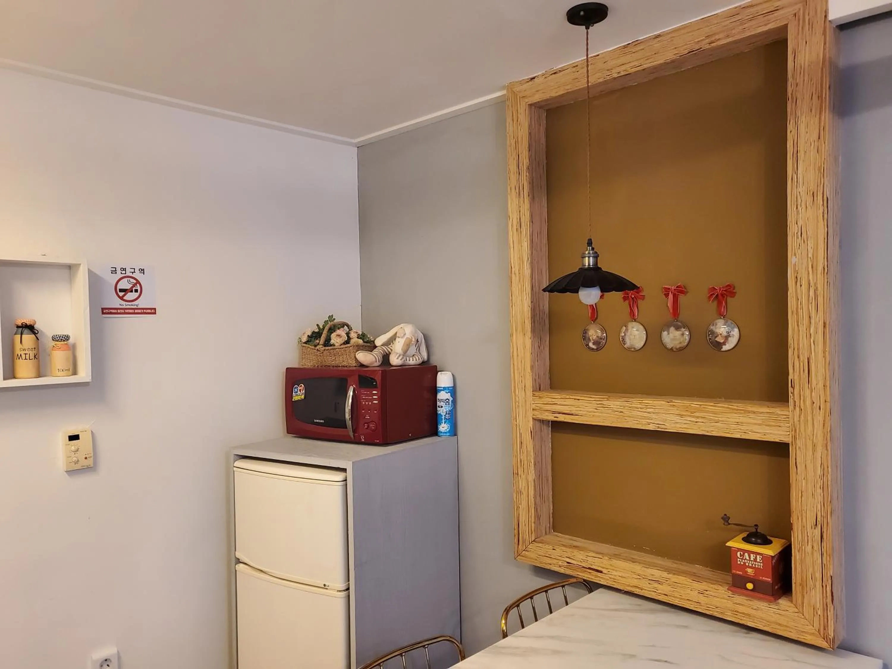 Olive Vanilla Pension