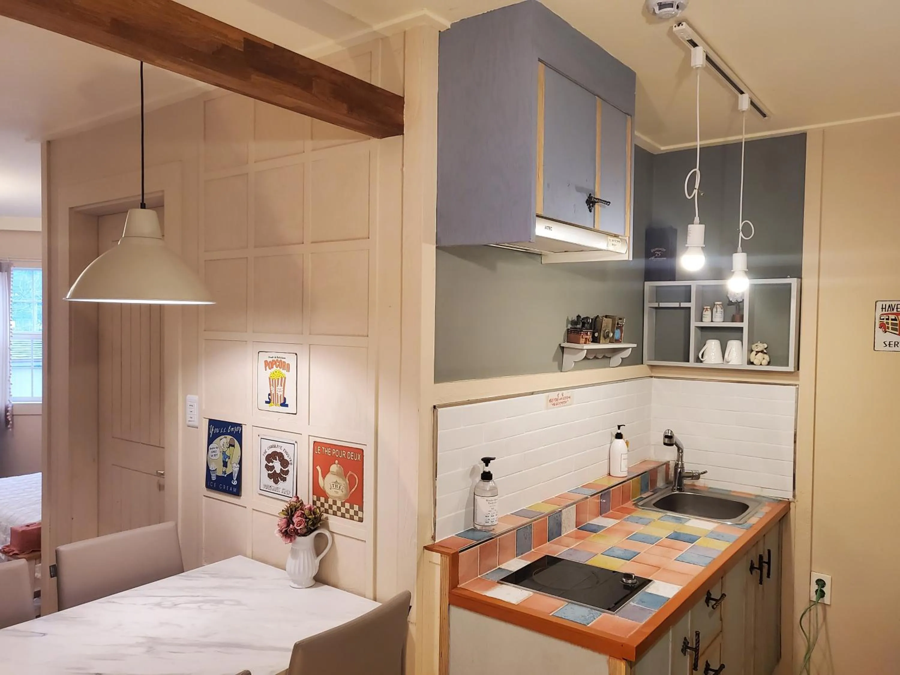 Olive Vanilla Pension