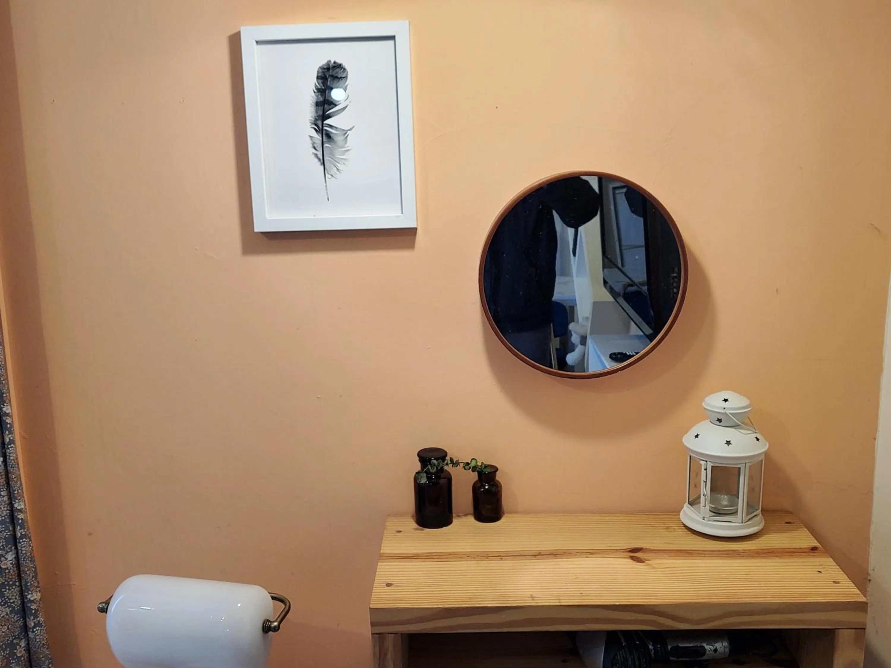 Olive Vanilla Pension