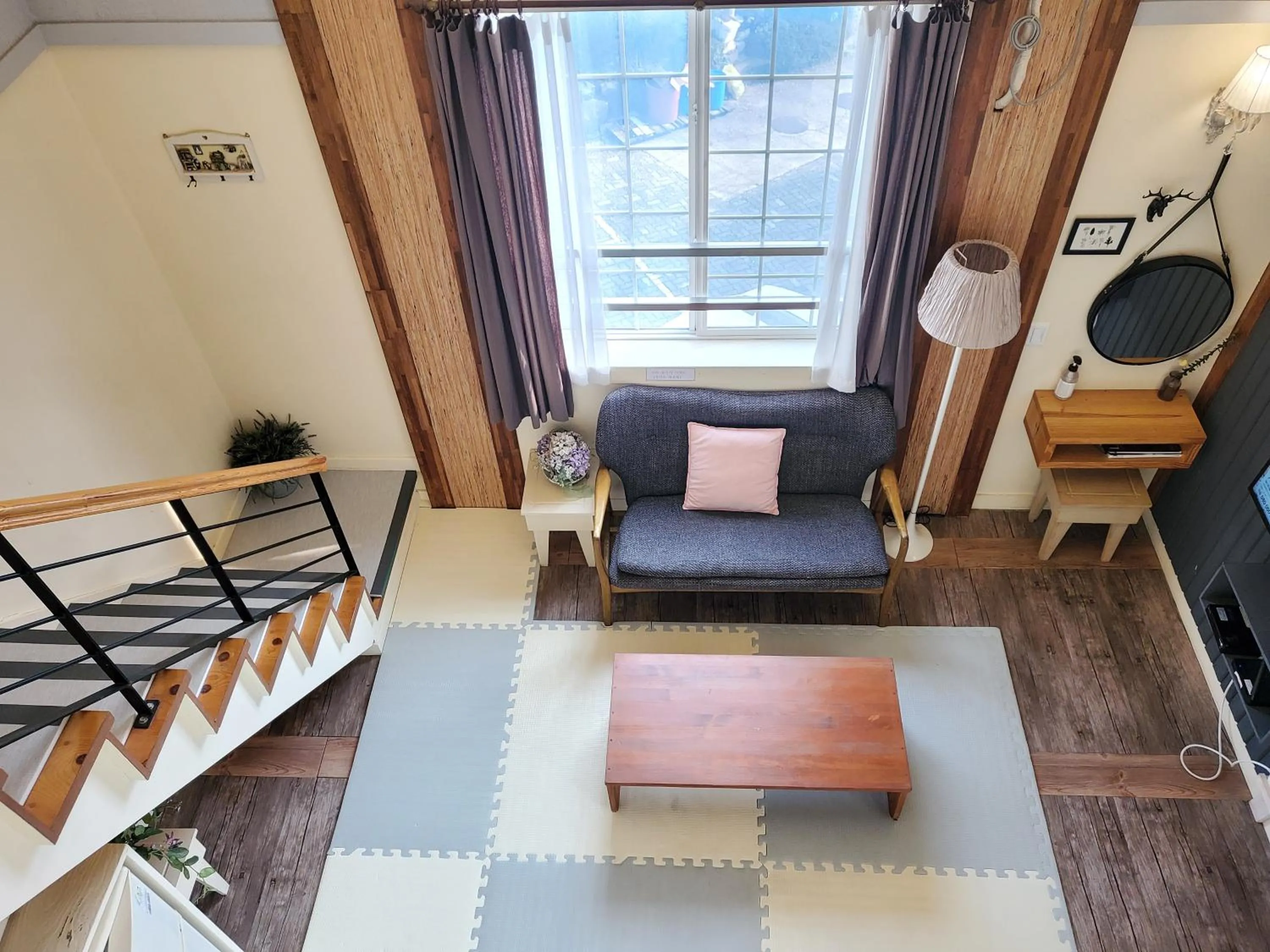 Olive Vanilla Pension