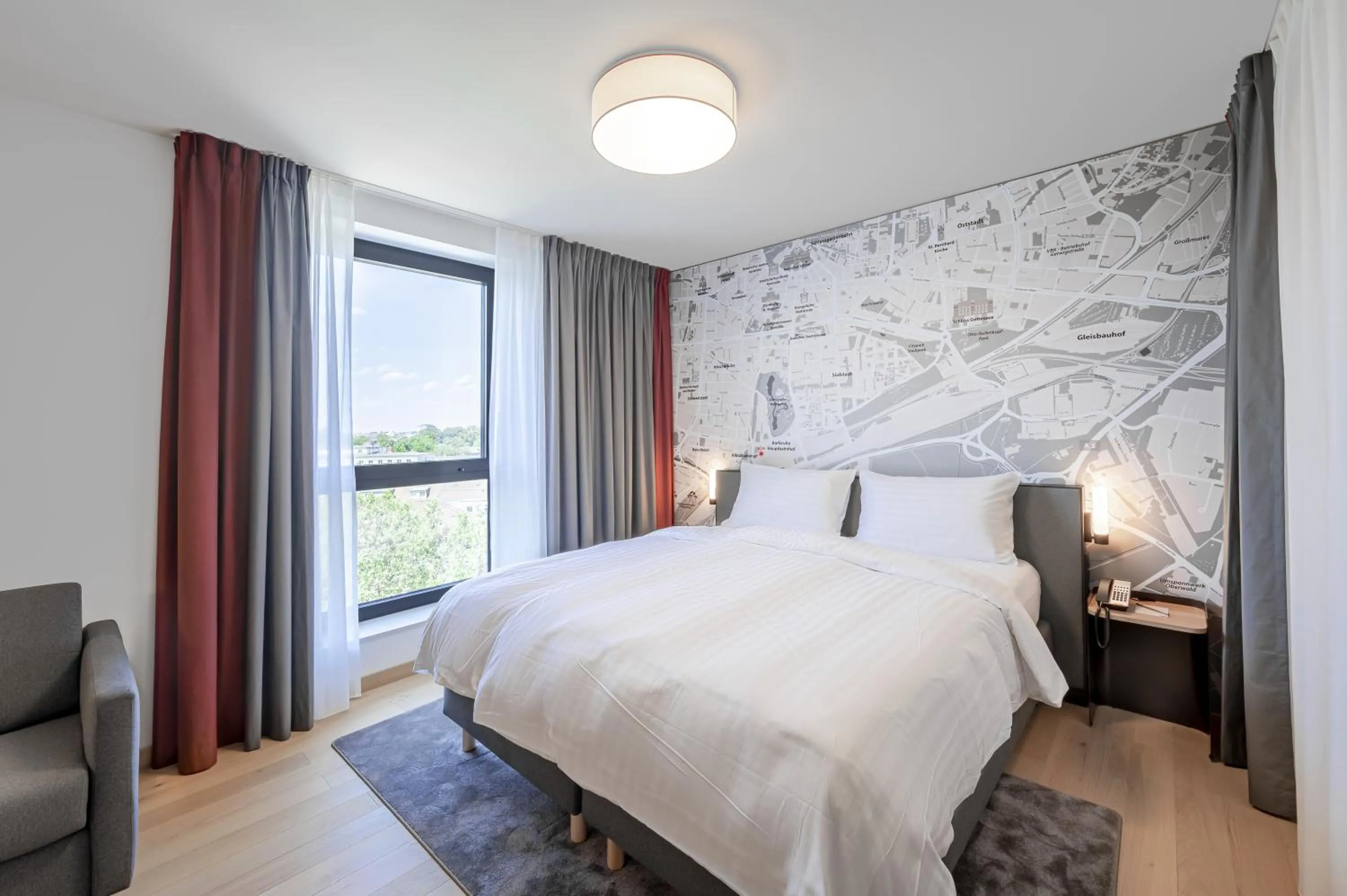 Bedroom, Bed in IntercityHotel Karlsruhe