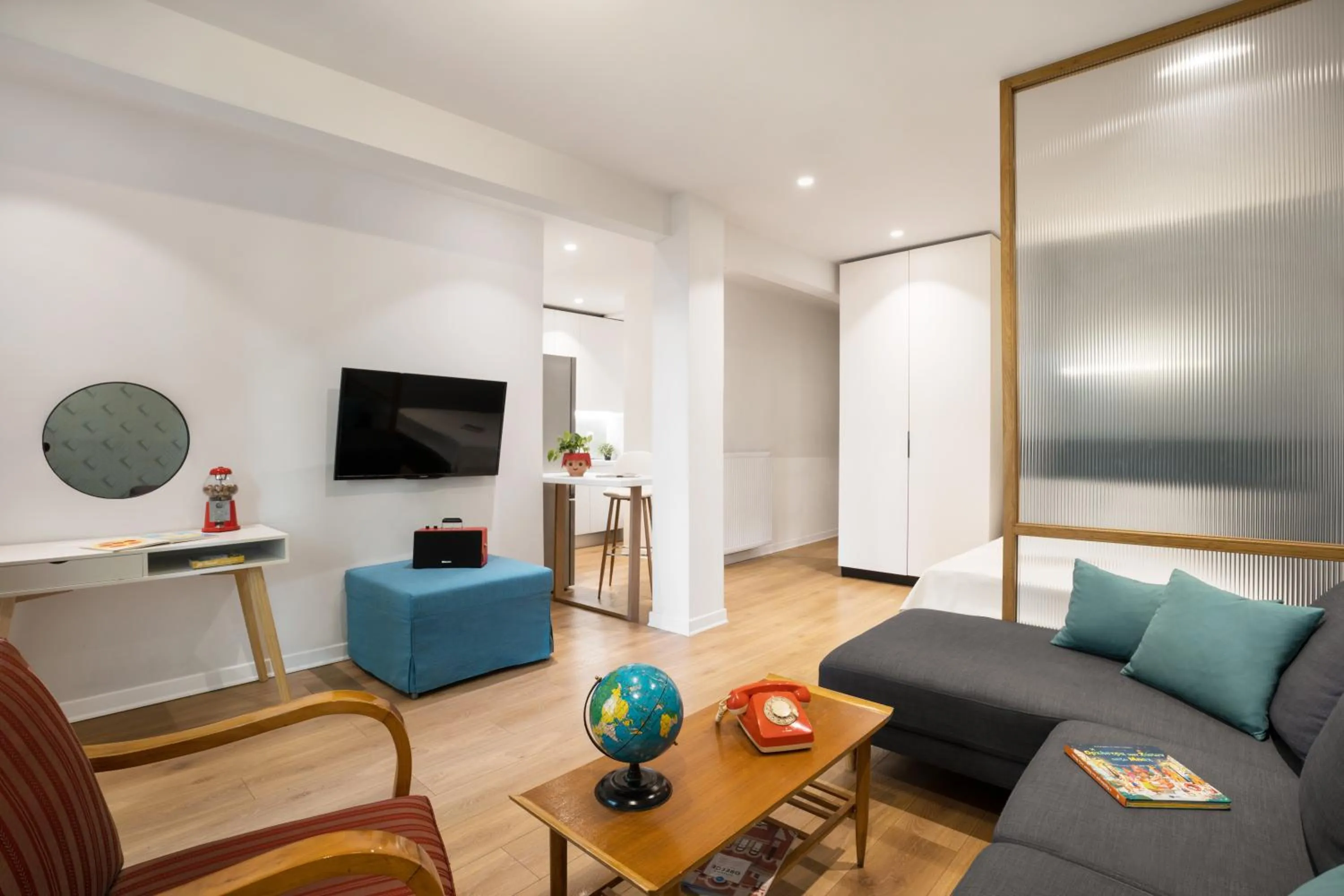 TV and multimedia in The Caravan Apartments