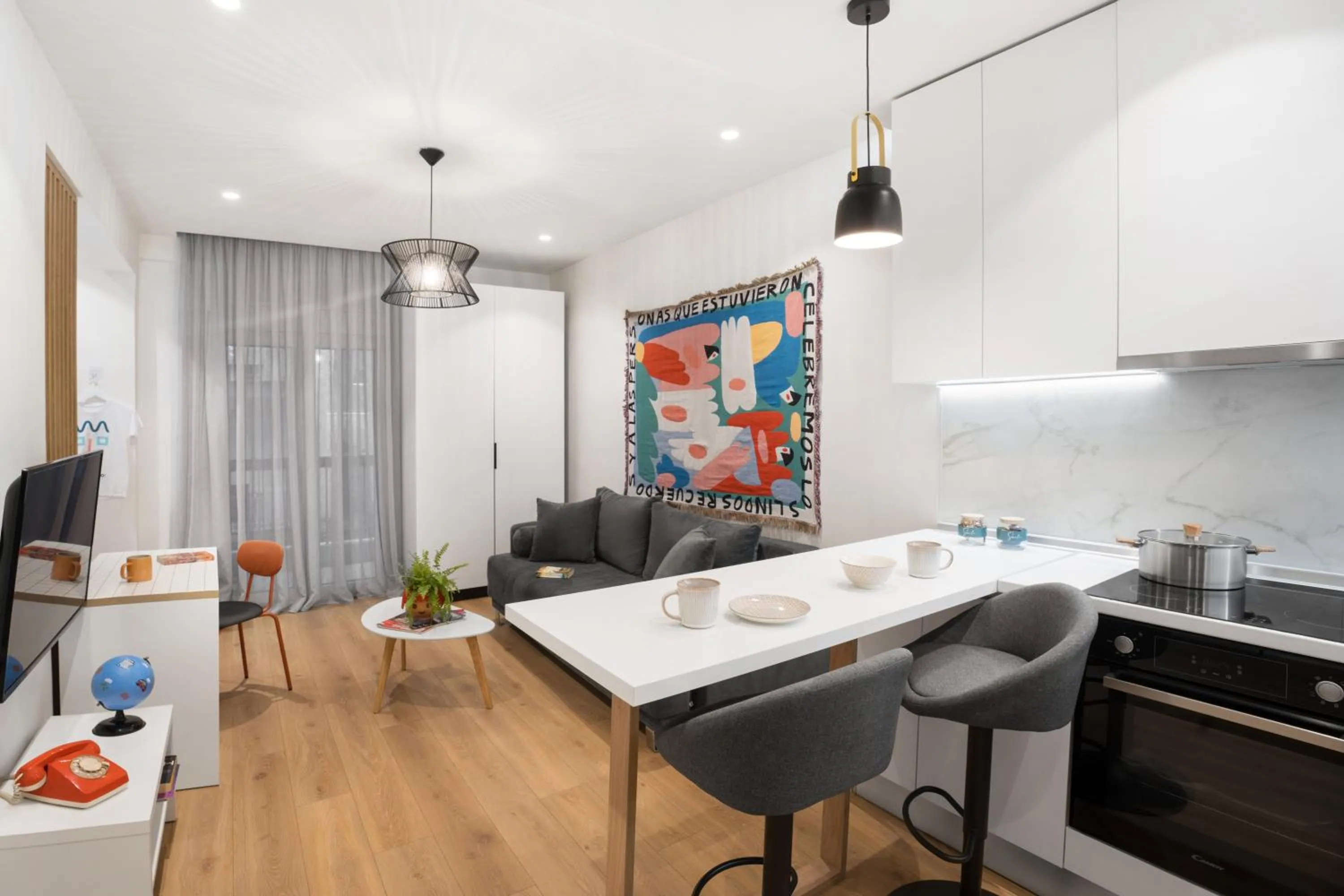 TV and multimedia in The Caravan Apartments