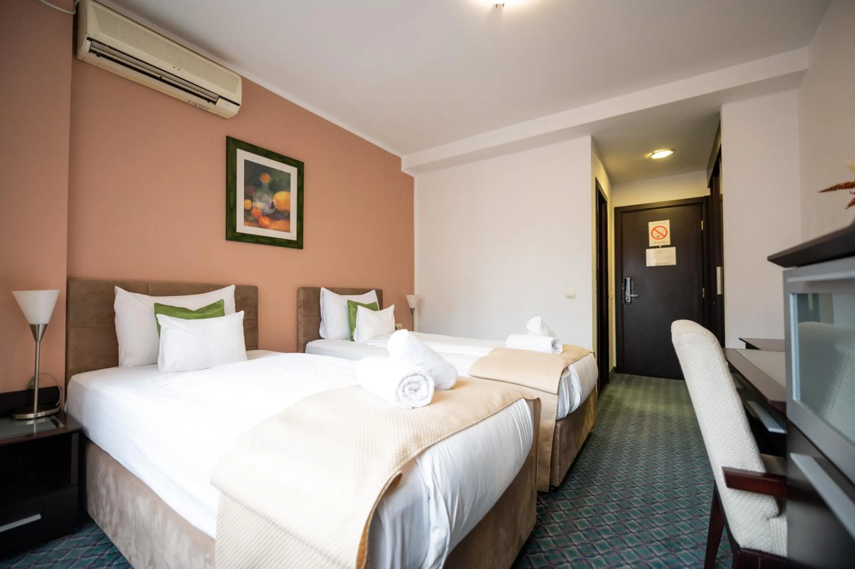 Bed in Hotel Sumadija