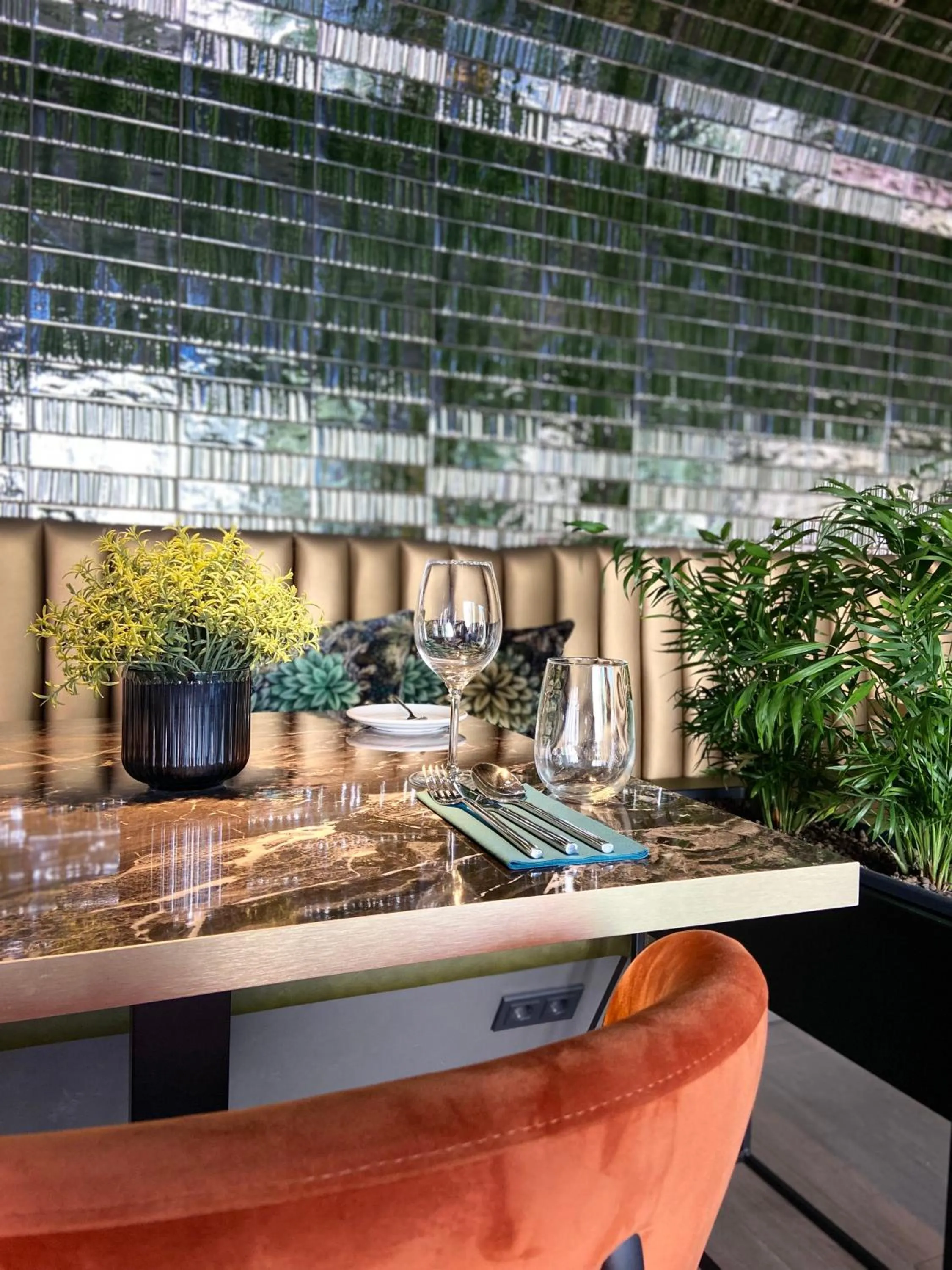 Restaurant/places to eat in CONTI HOTEL VILNIUS, Conference Centre, Restaurant & Bar