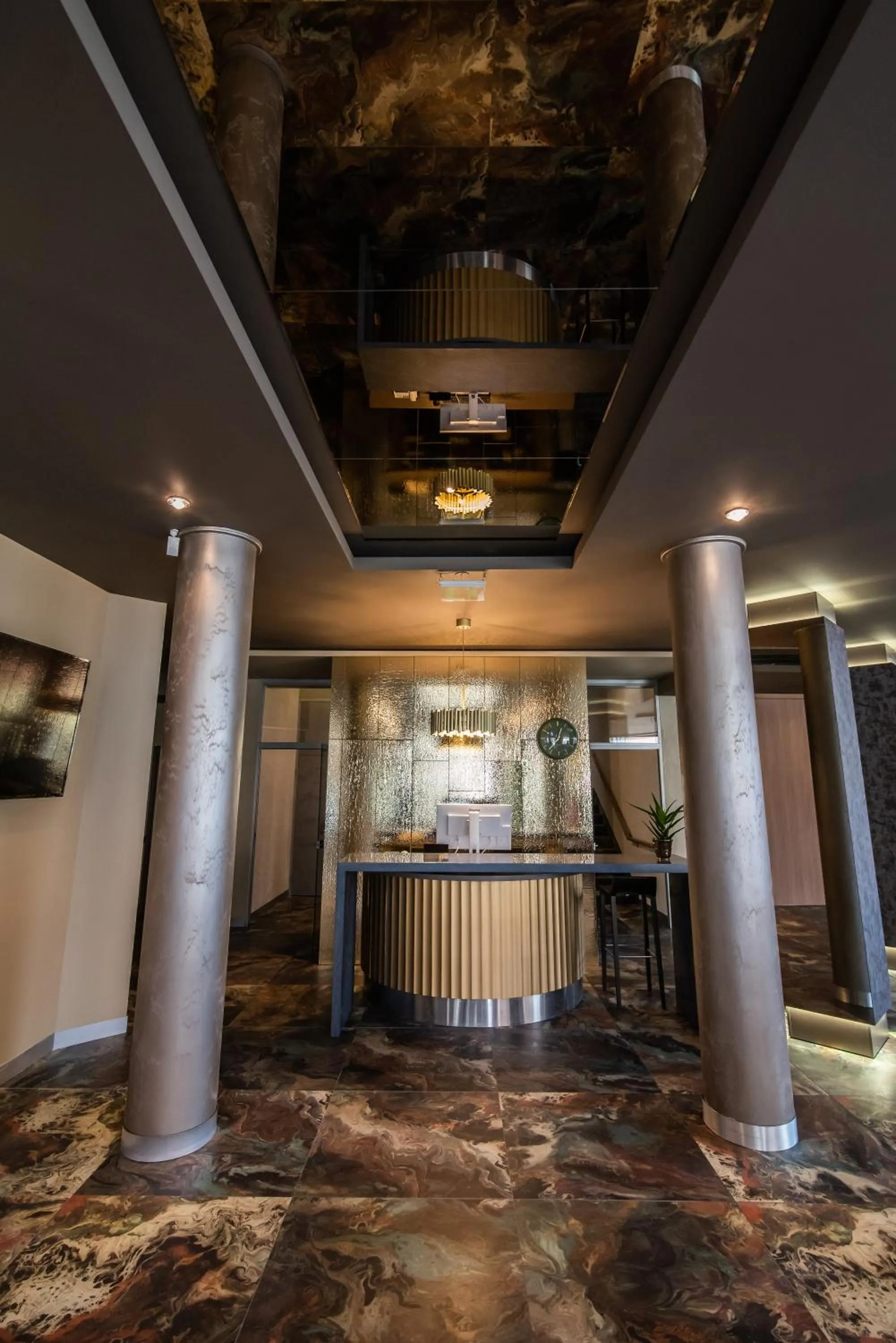 Lobby or reception in CONTI HOTEL VILNIUS, Conference Centre, Restaurant & Bar