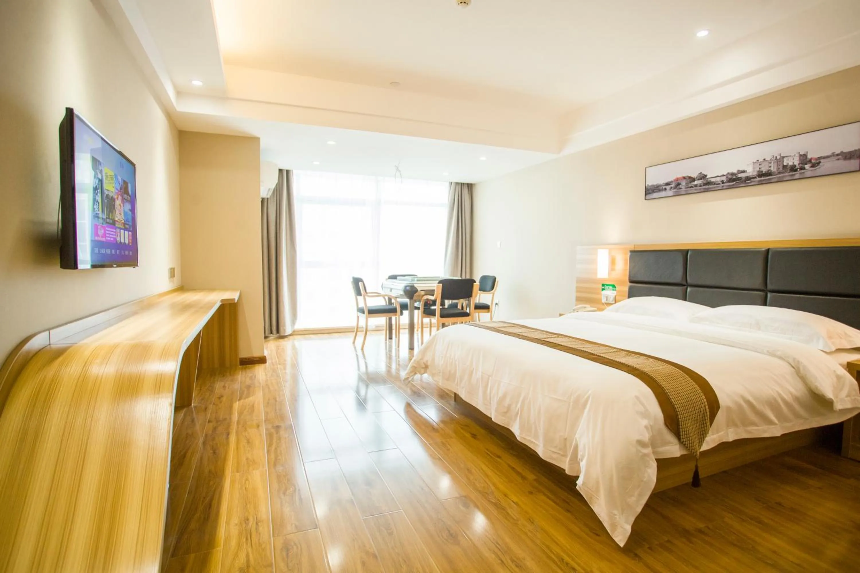 Bed in Morninginn, Zhangjiajie Tianmen Mountain