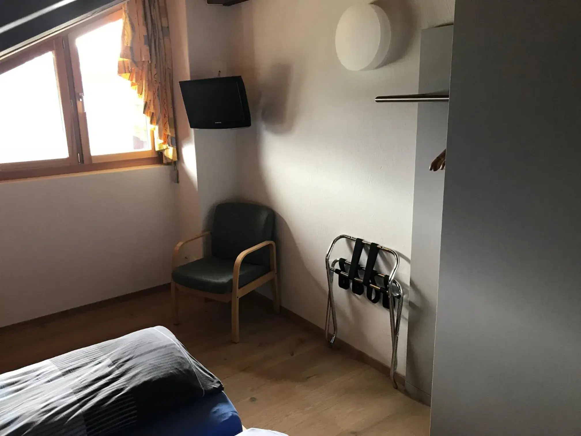 Economy Single Room in Hotel Restaurant Kulm Economy Single Room in Hotel Restaurant Kulm