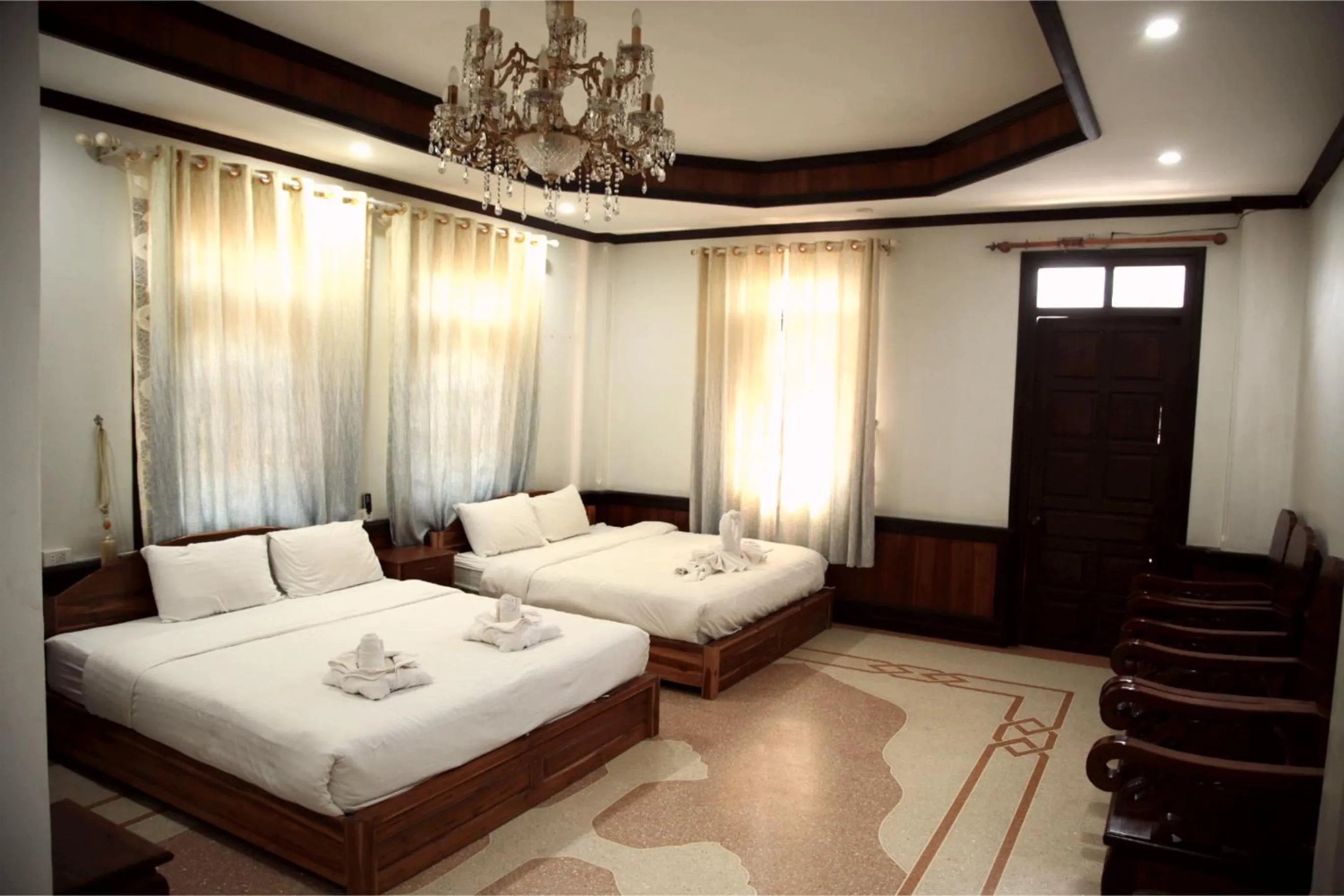 Photo of the whole room, Bed in Villa KiengKham晶康民宿