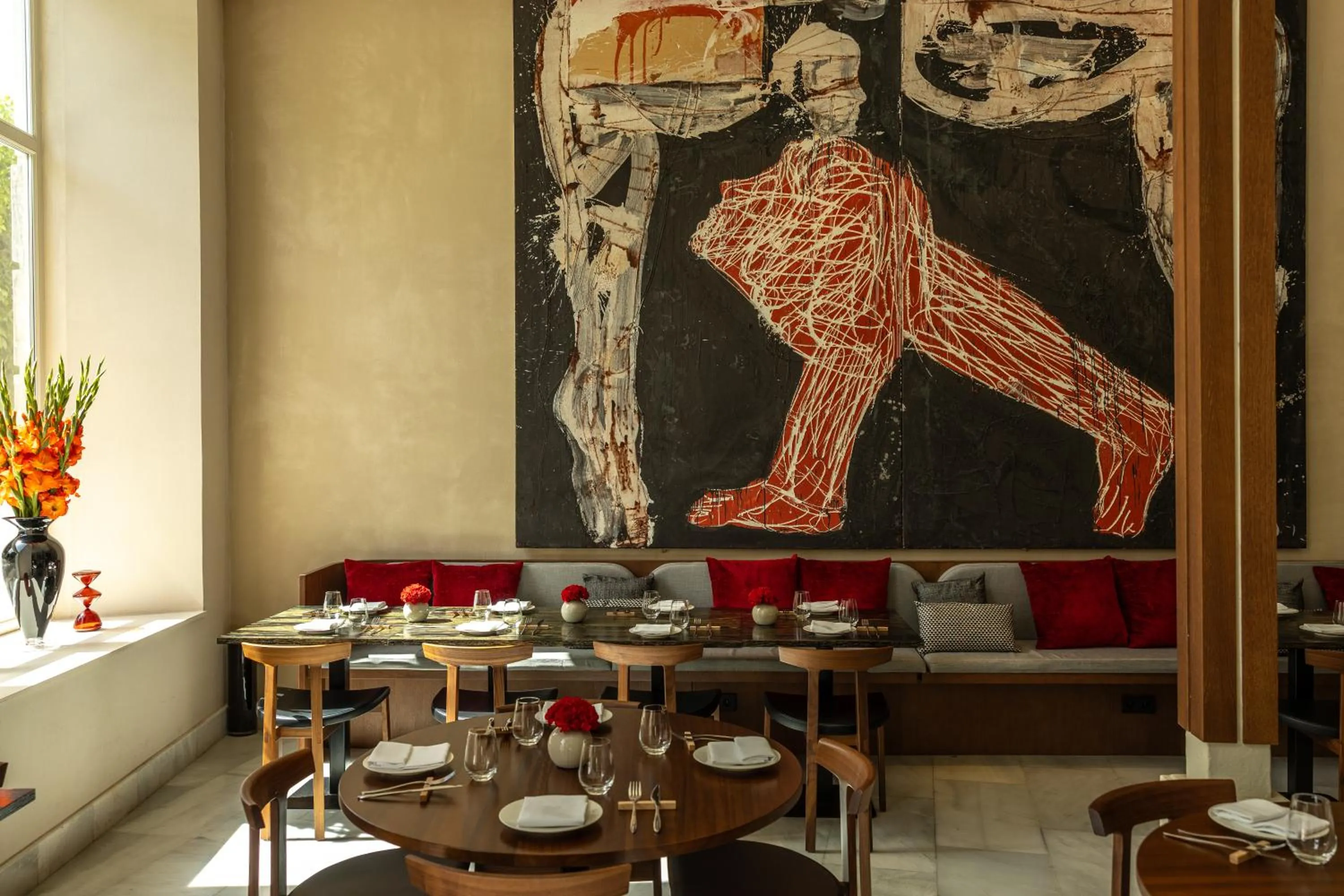 Restaurant/places to eat in Mercer Plaza Sevilla 5 GL