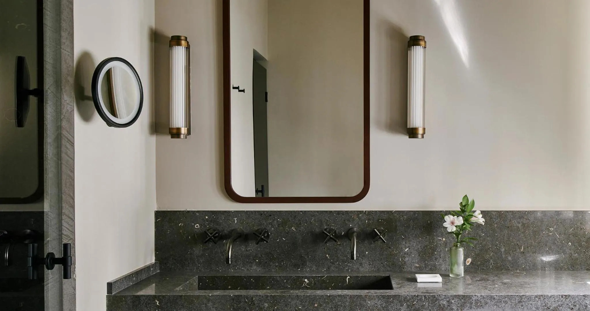 Bathroom in Mercer Plaza Sevilla 5 GL