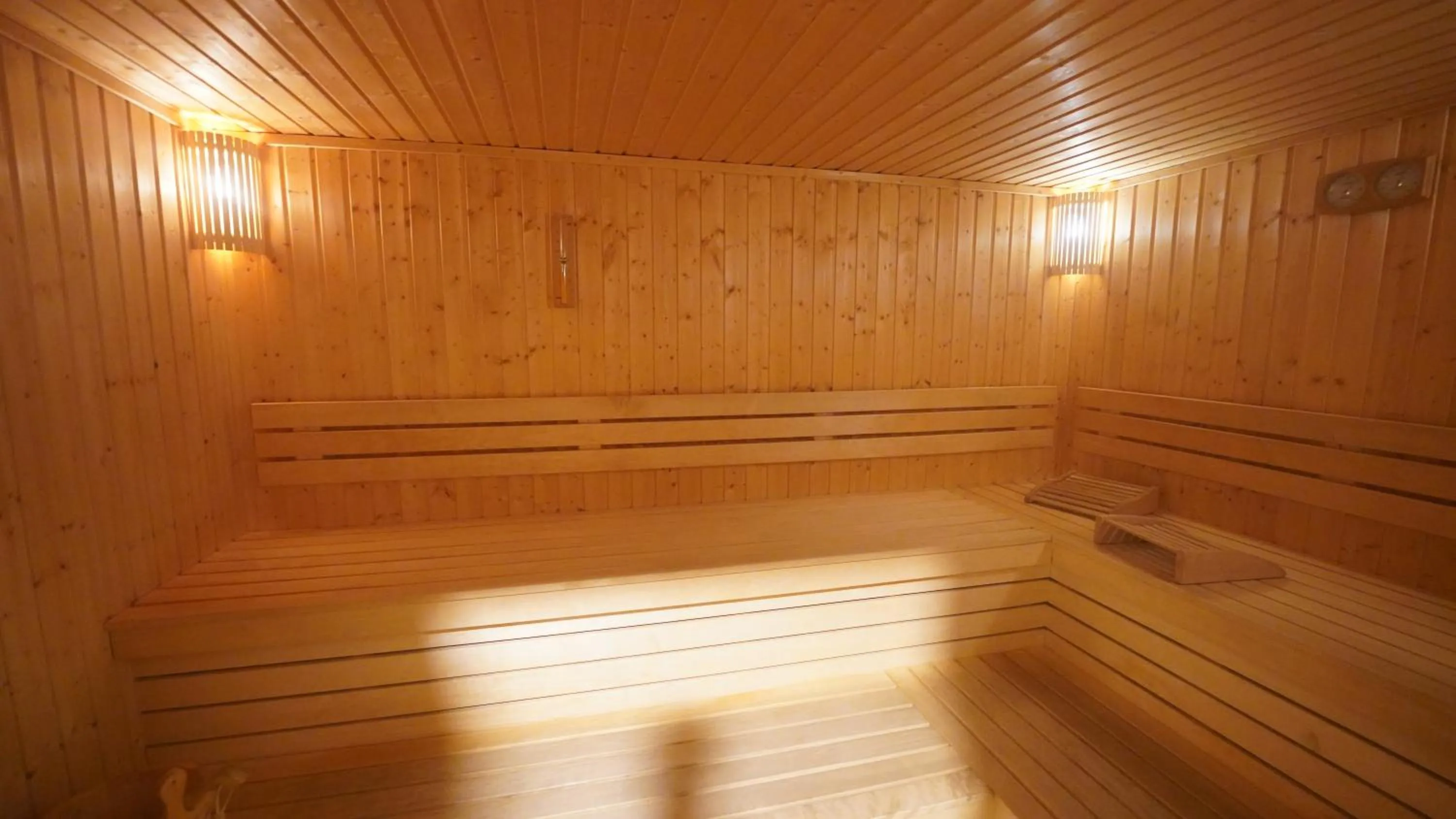 Sauna in Hotel Montenegro