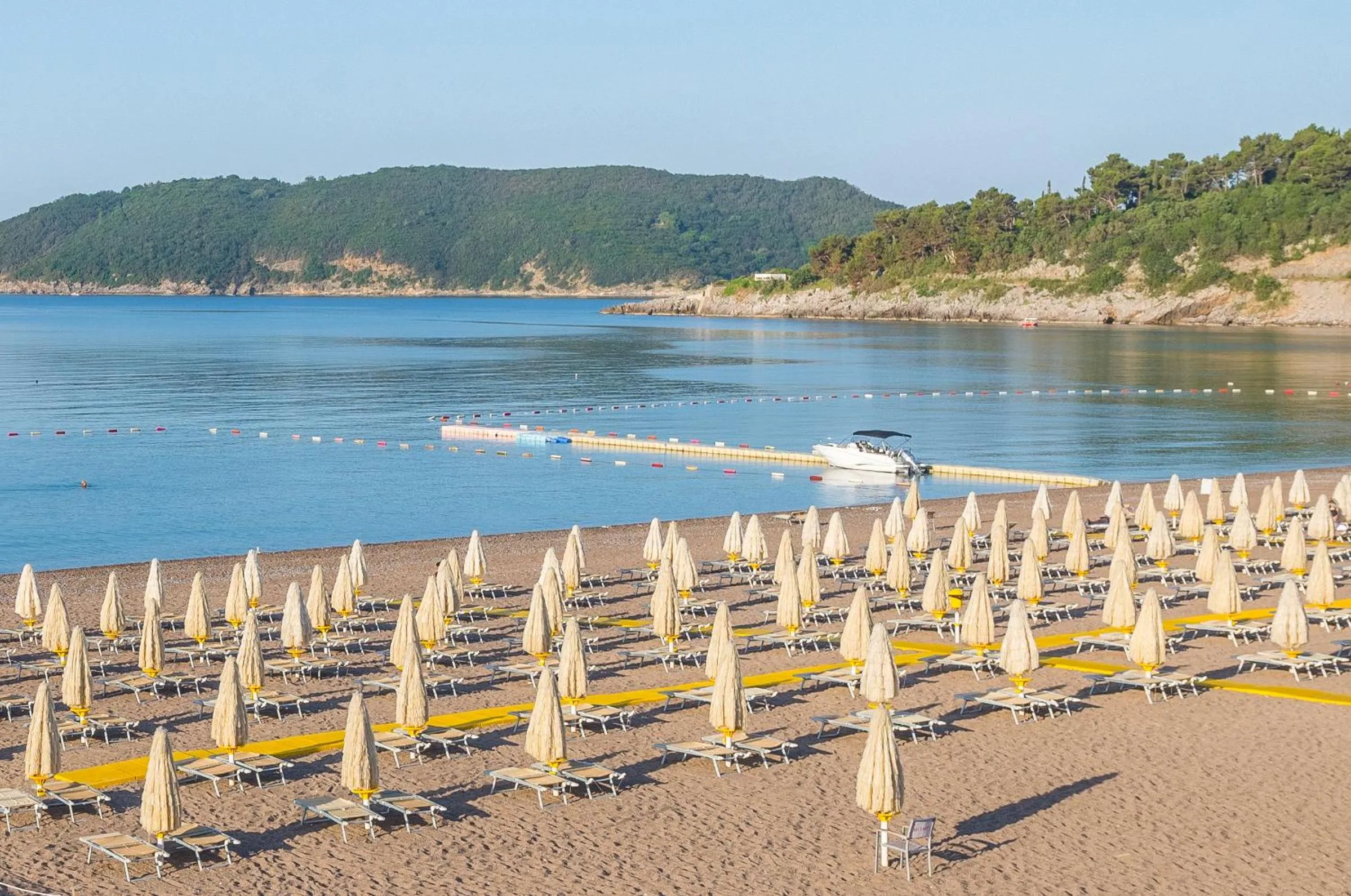 Beach in Splendid Conference & Spa Resort