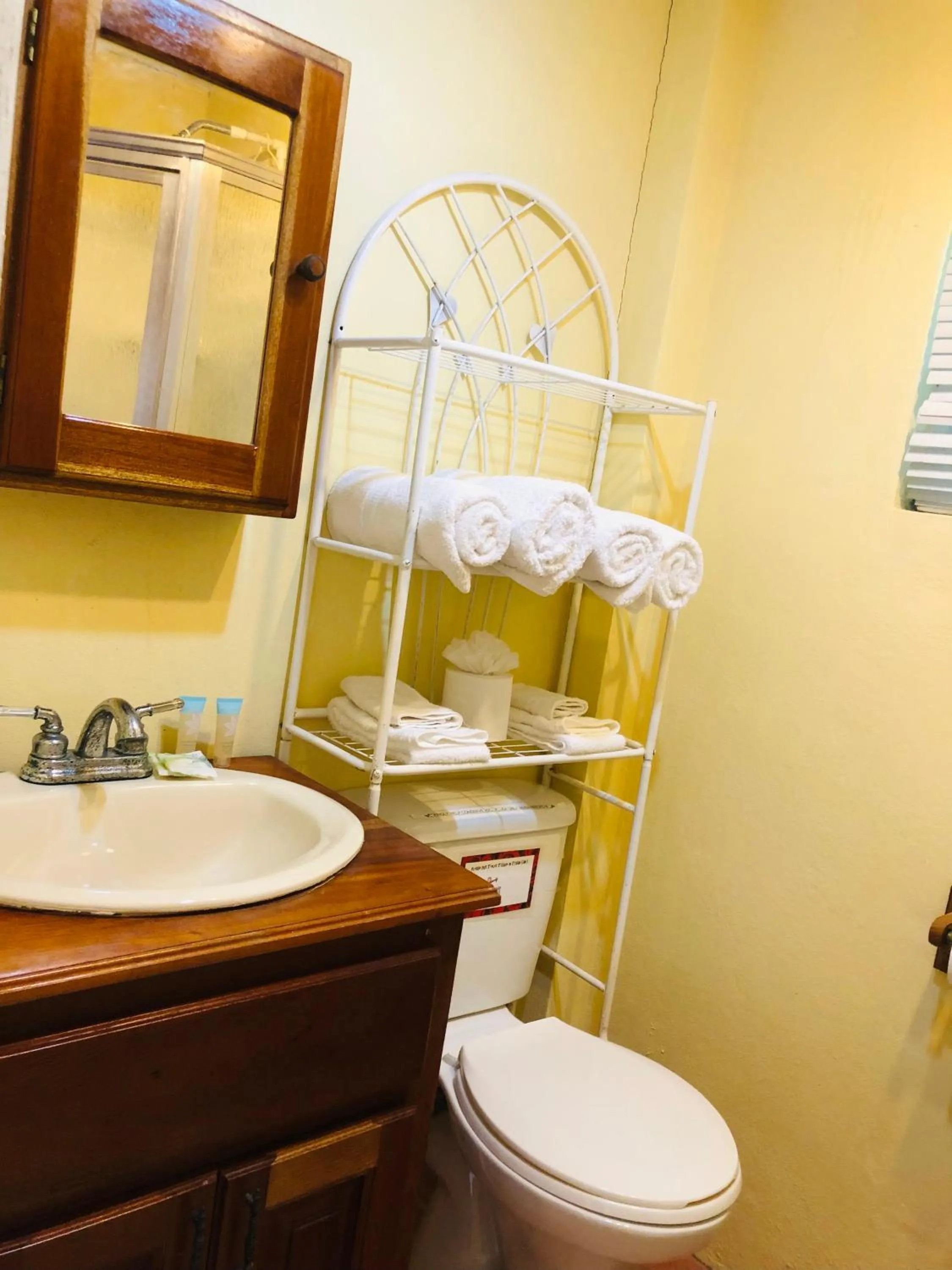 Shower in Coral Cove Inn