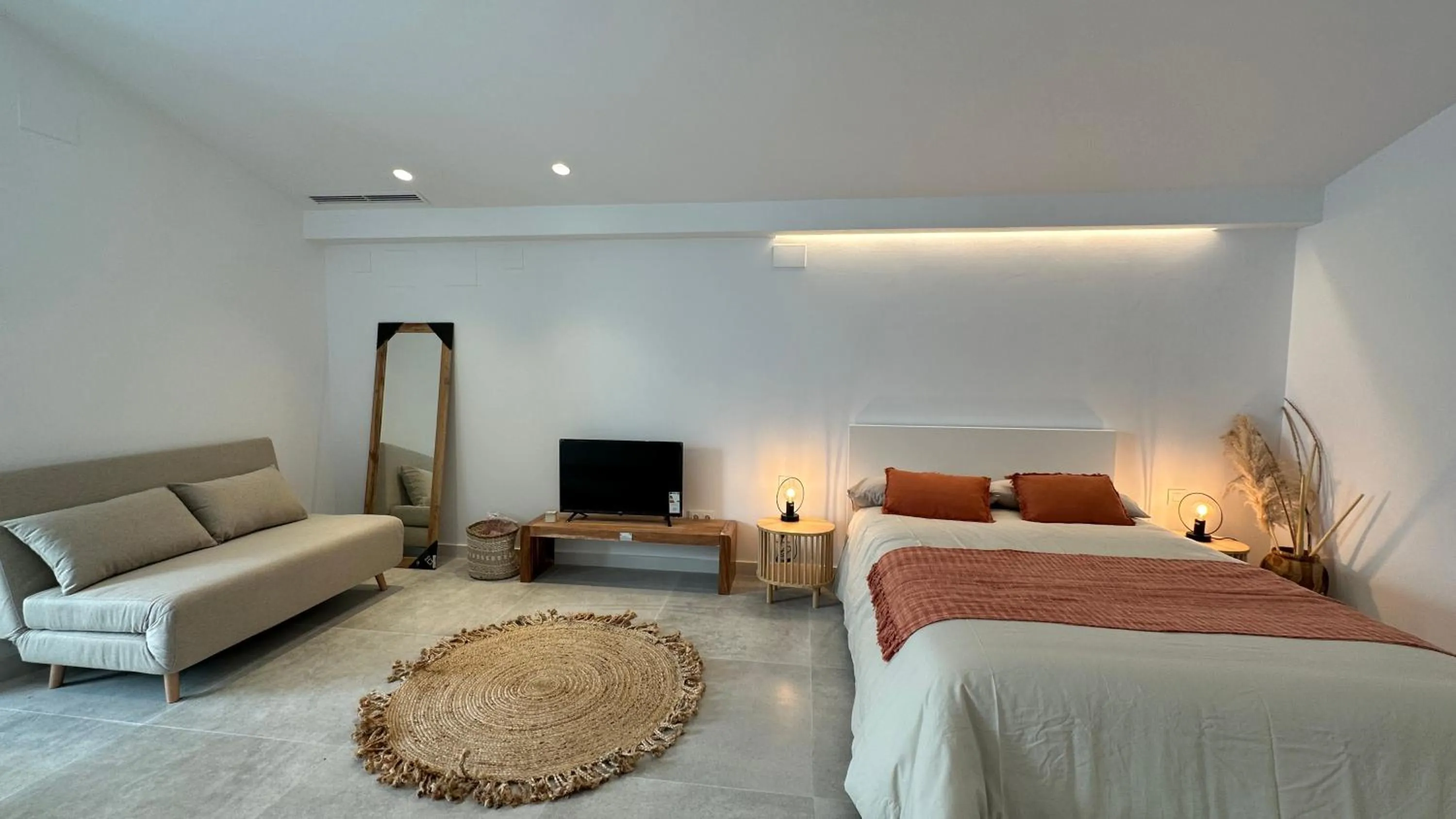 Photo of the whole room in ART HOMES LAVADERO