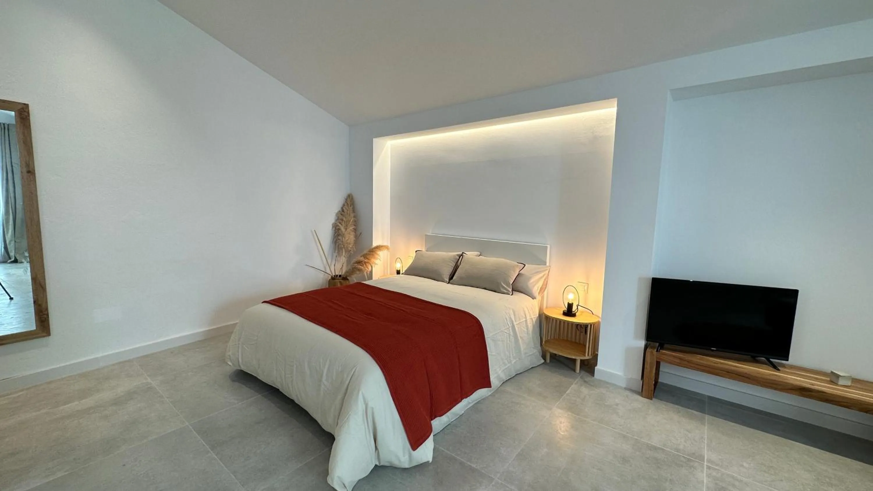 Bed in ART HOMES LAVADERO