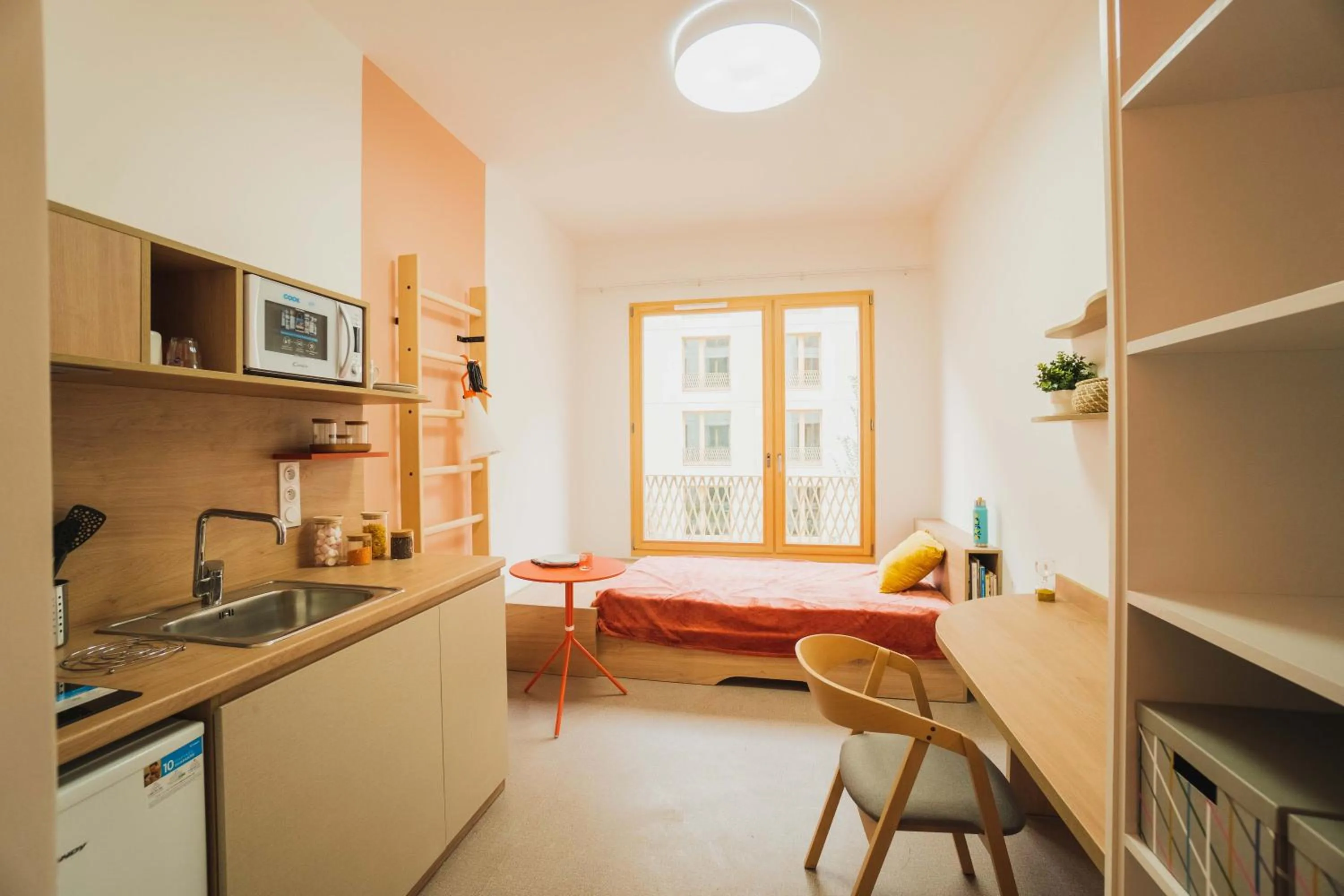 Bed in Ecla Paris Villejuif