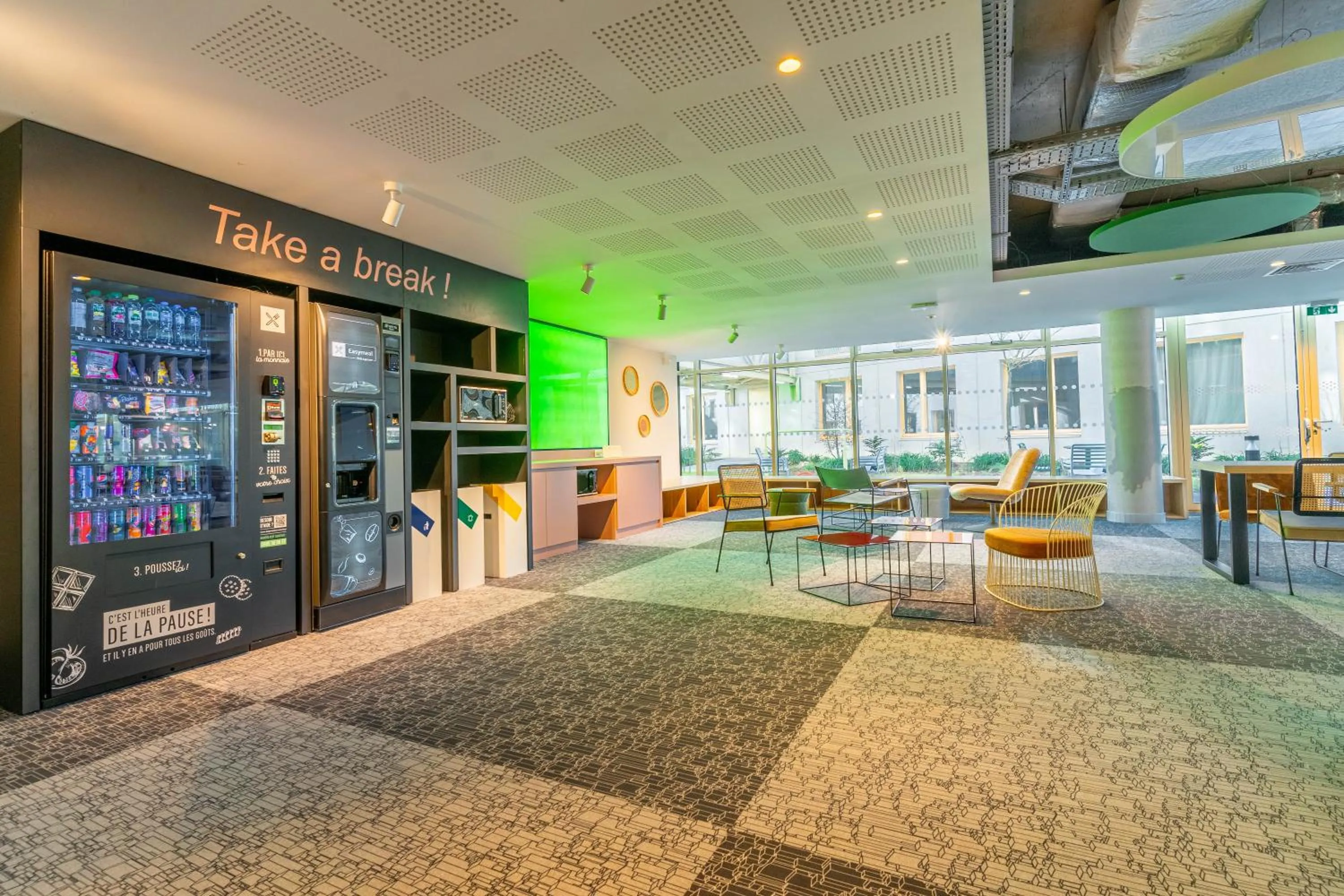 vending machine in Ecla Paris Villejuif