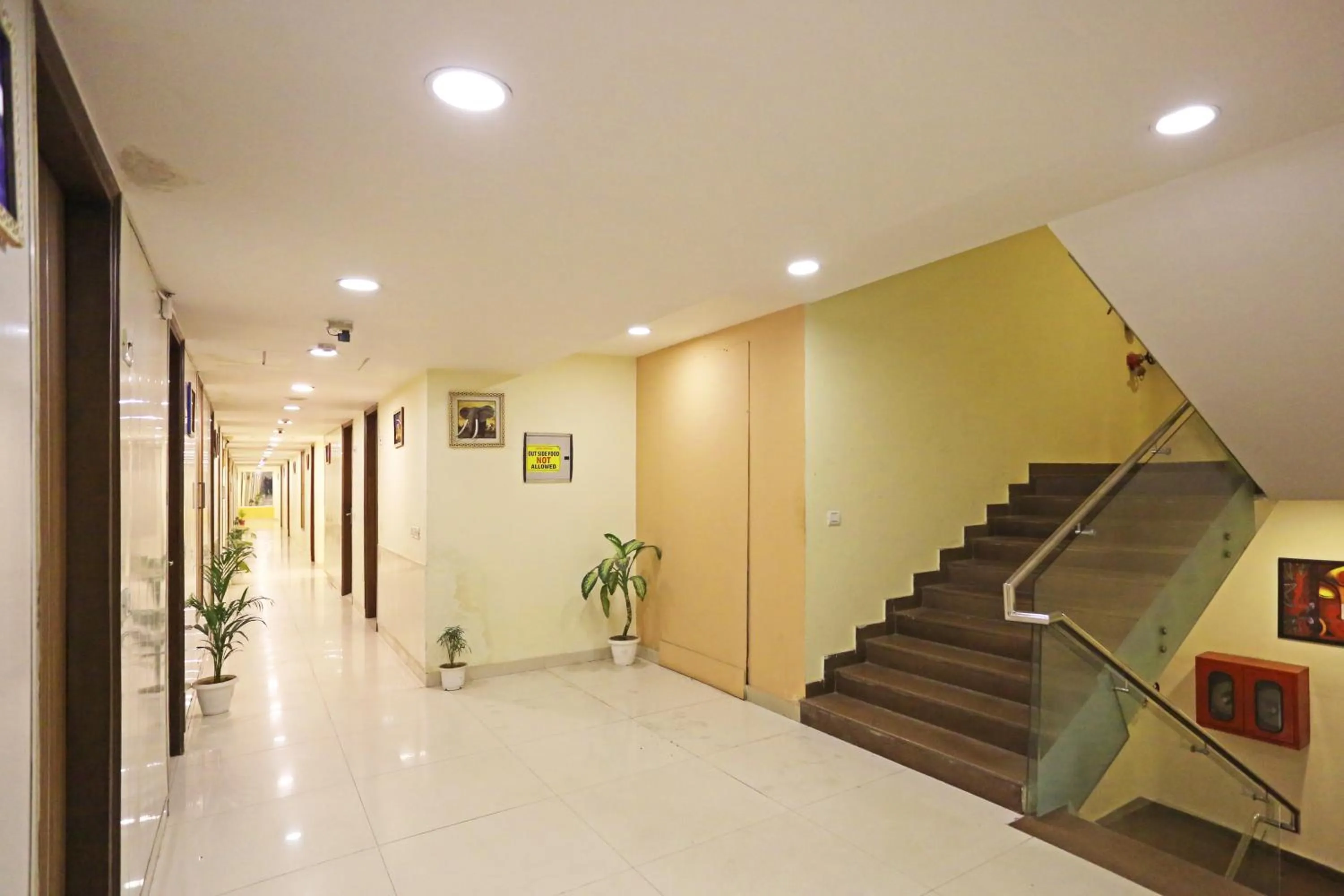 Floor plan in Hotel D'Capitol - Delhi Airport