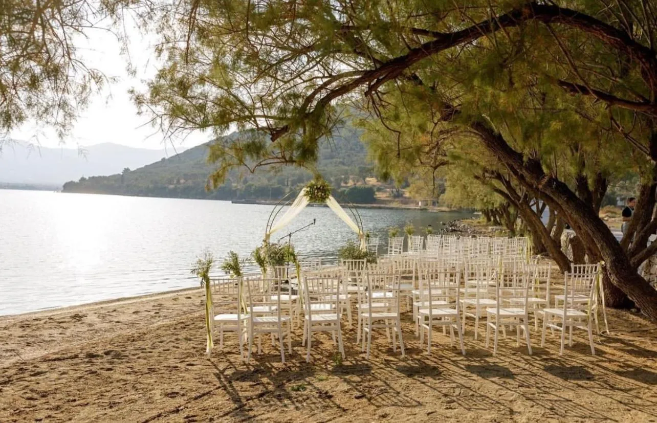 Beach in Zaira Hotel