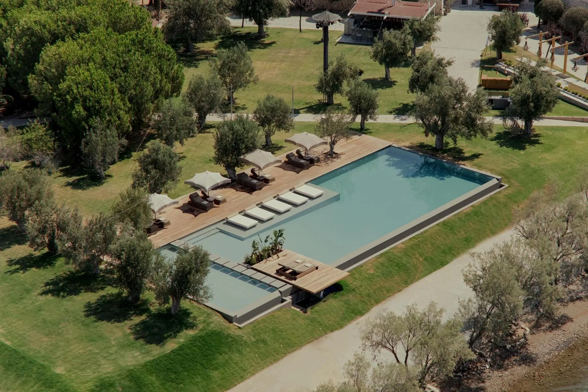 Swimming pool in Zaira Hotel