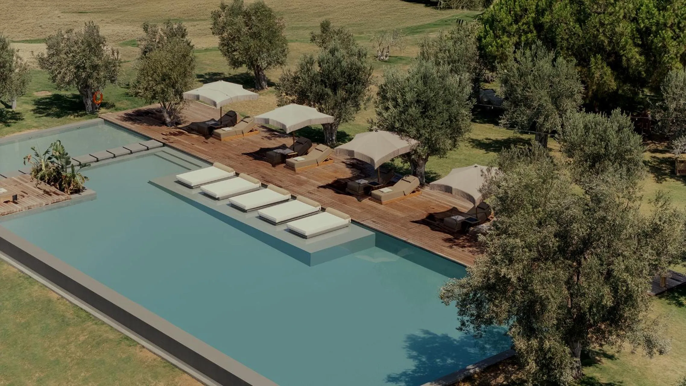 Swimming pool in Zaira Hotel