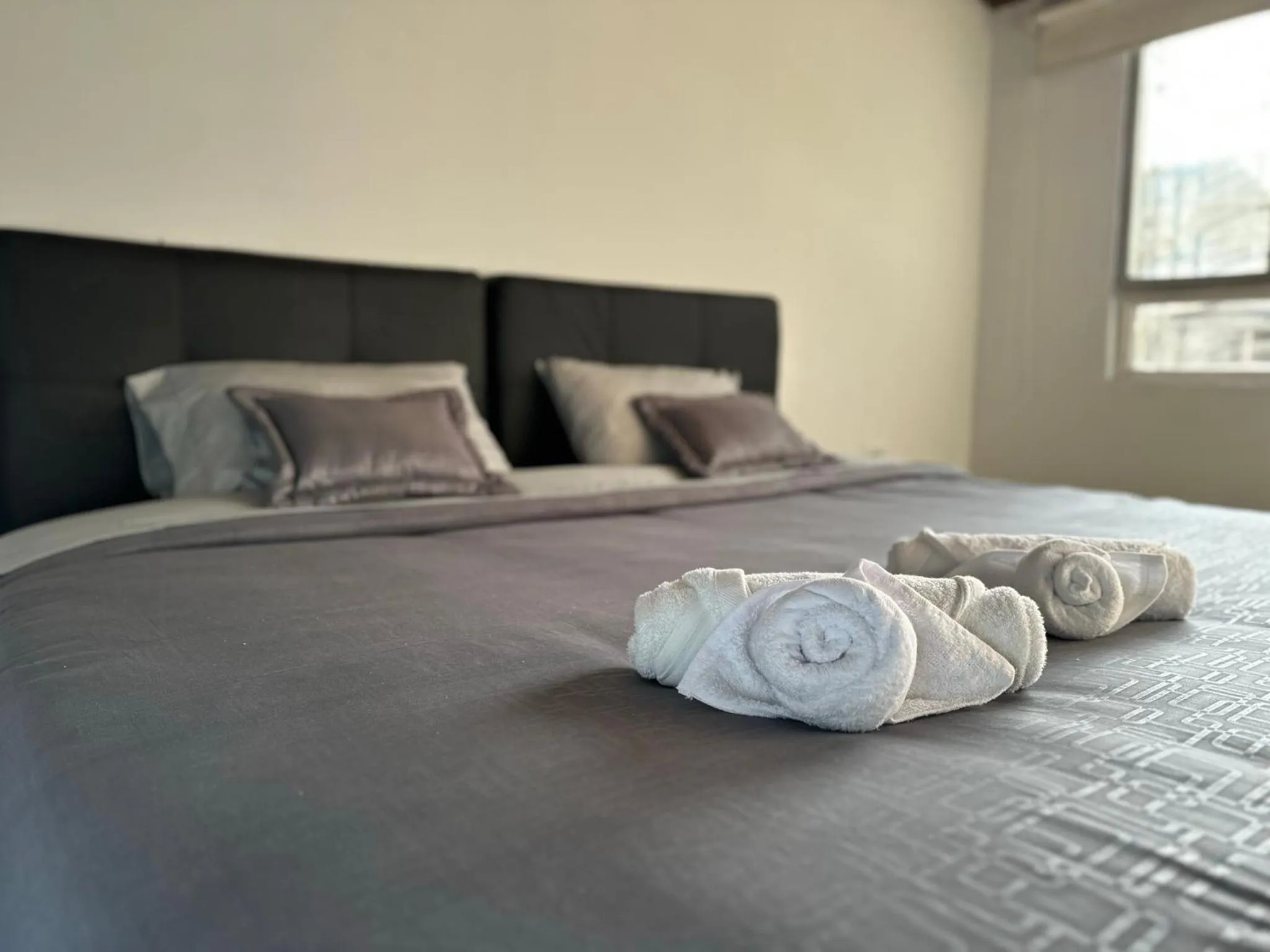 towels in H&L BOUTIQUE