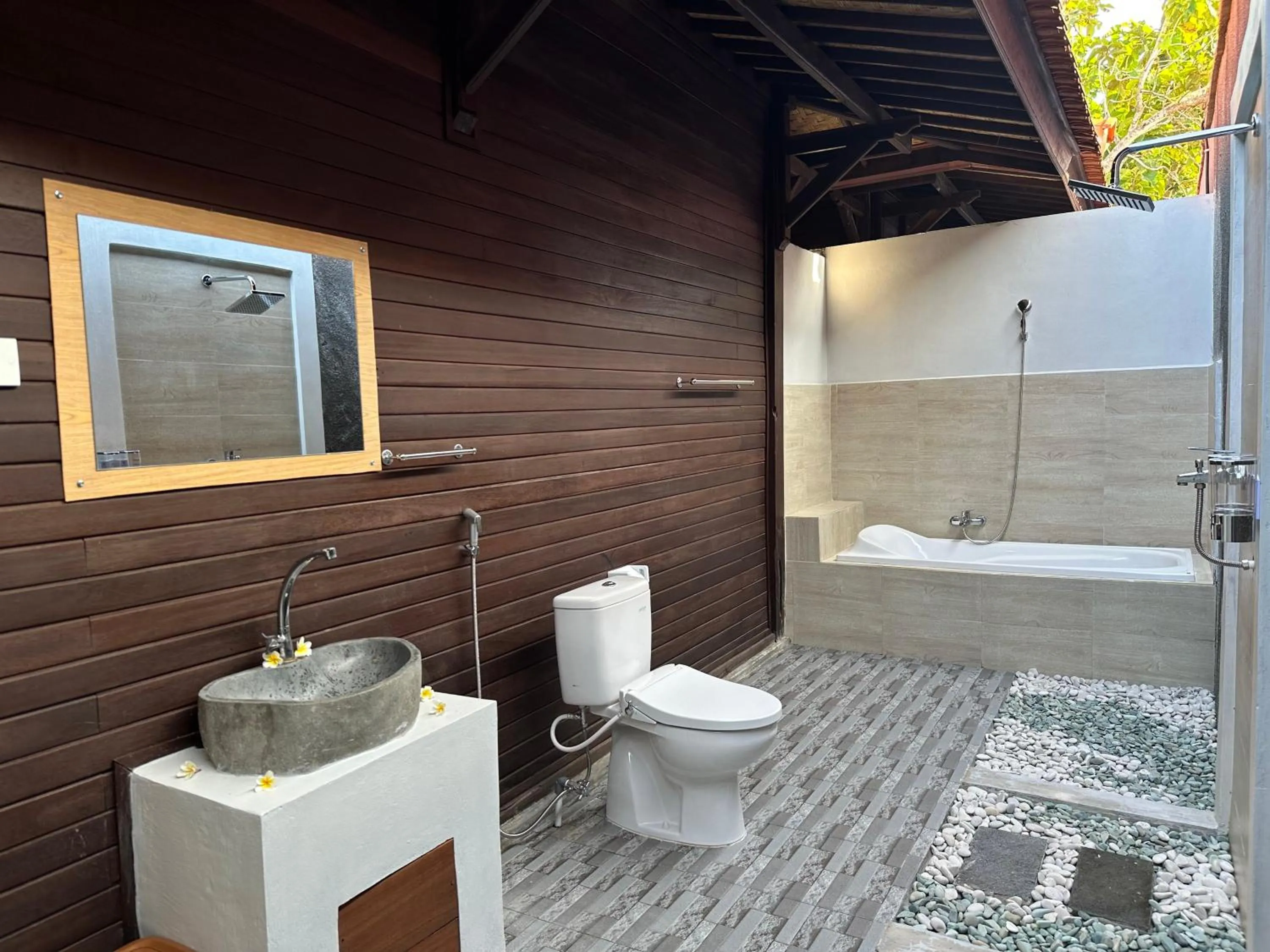 Shower in Villa Vilah