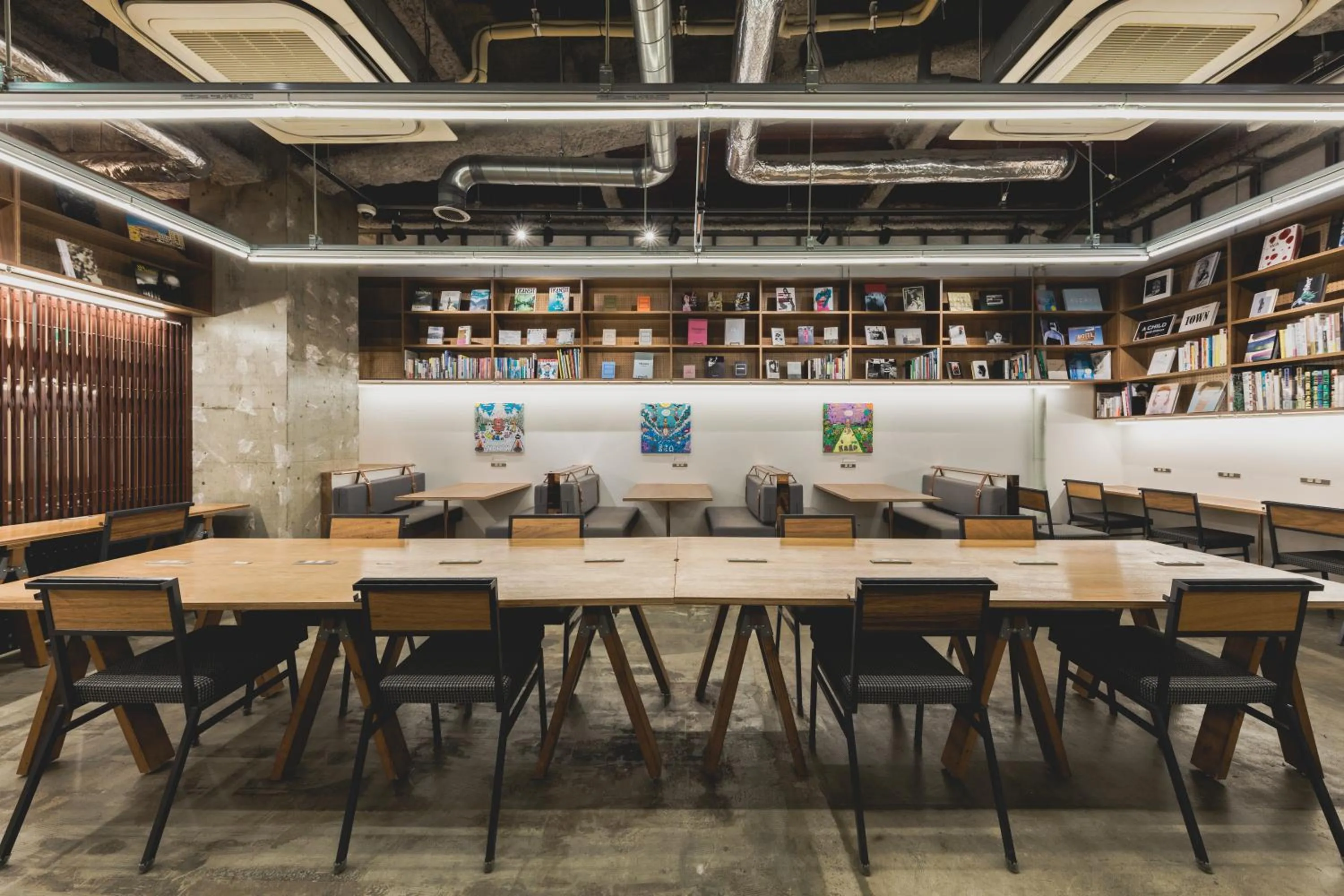 Lounge or bar in HELIO HOSTEL SAPPORO