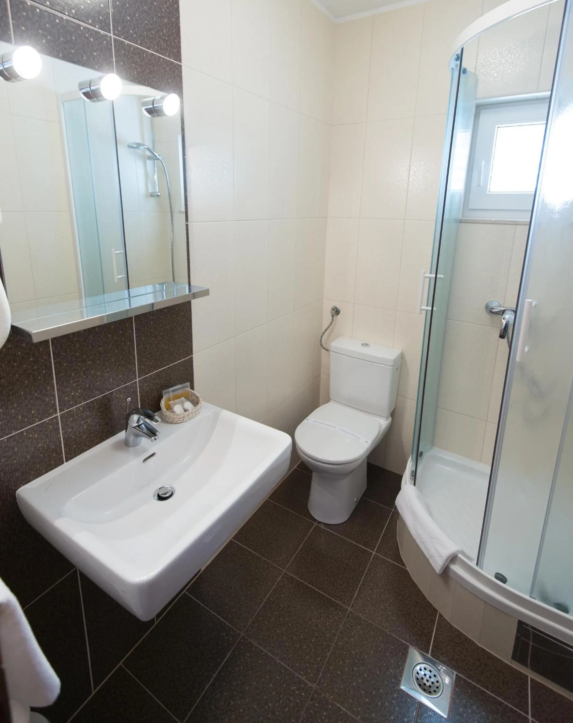 Bathroom in Hotel Villa Nova