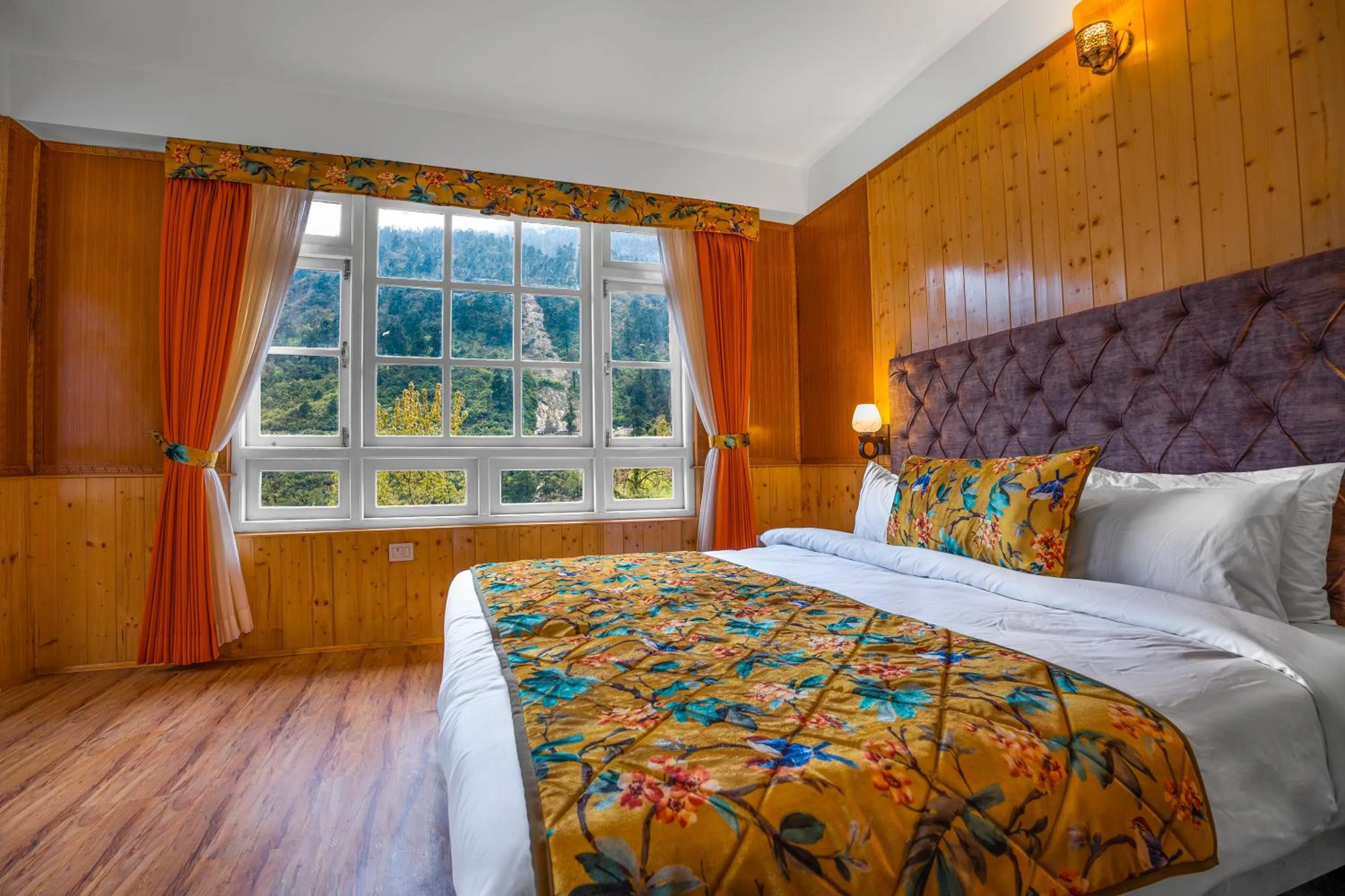 Bed in Summit Gangchen Hotel