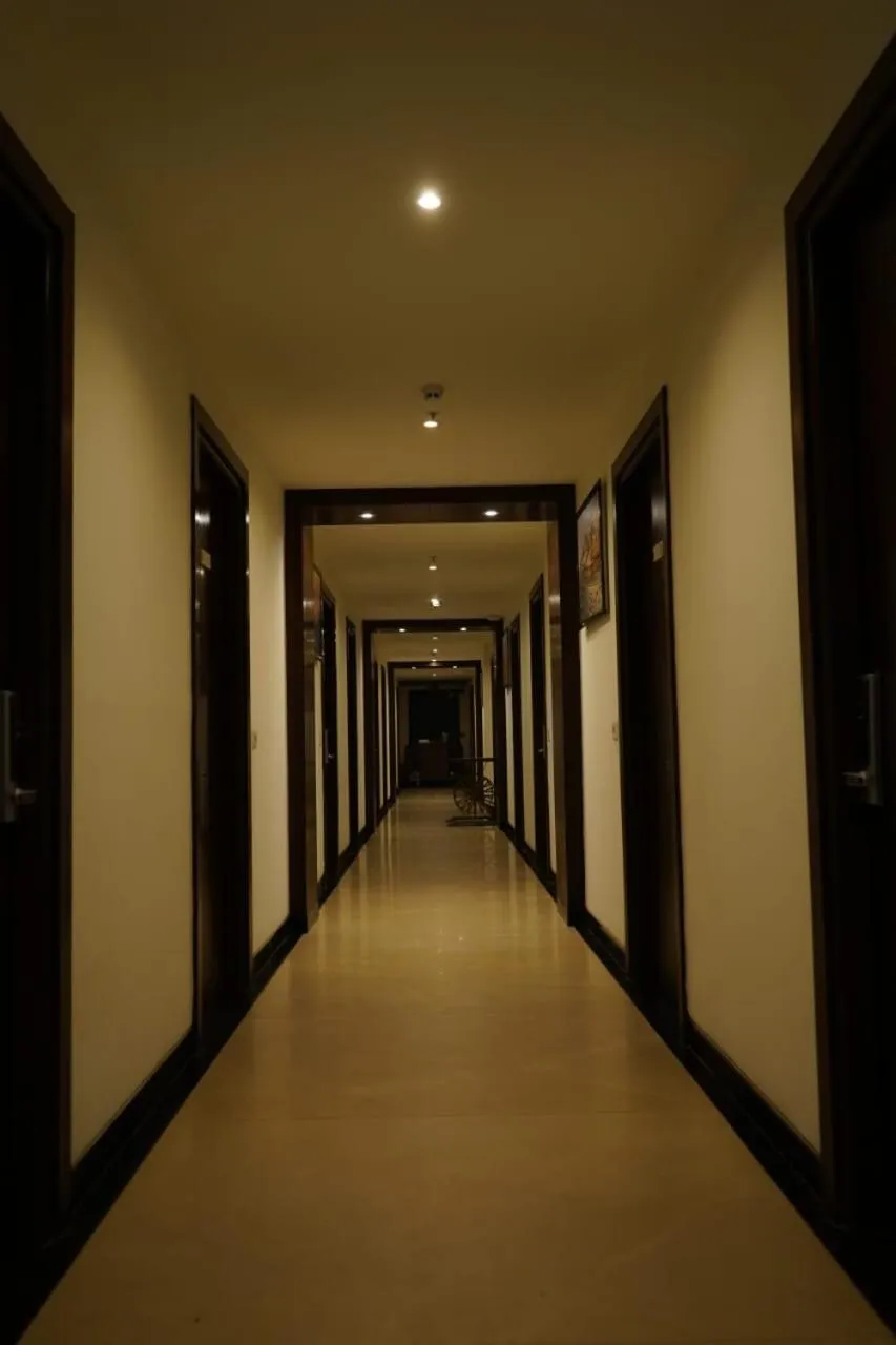 HOTEL DHAROHAR