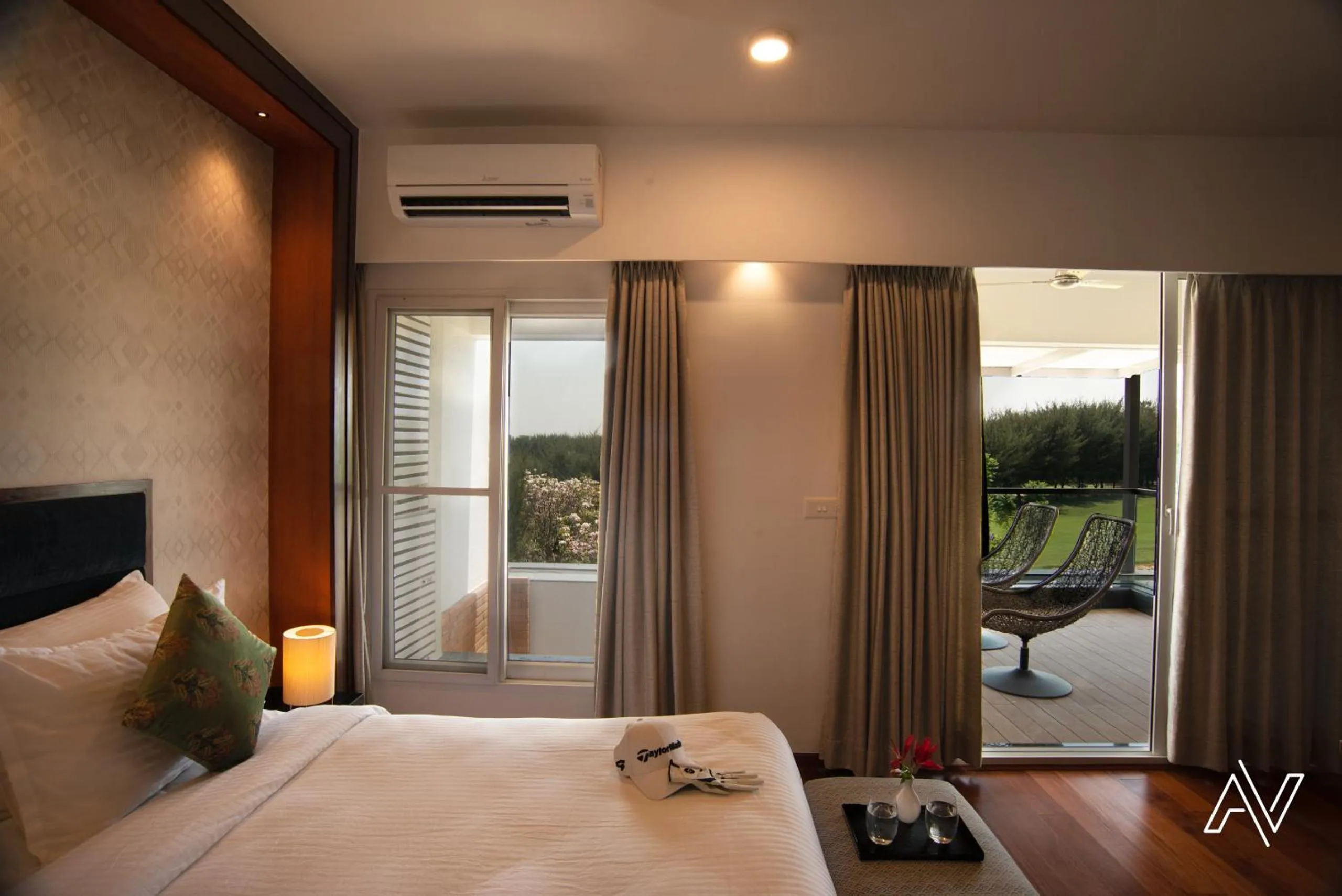 Bedroom, Bed in Clover Greens Golf Course and Resort