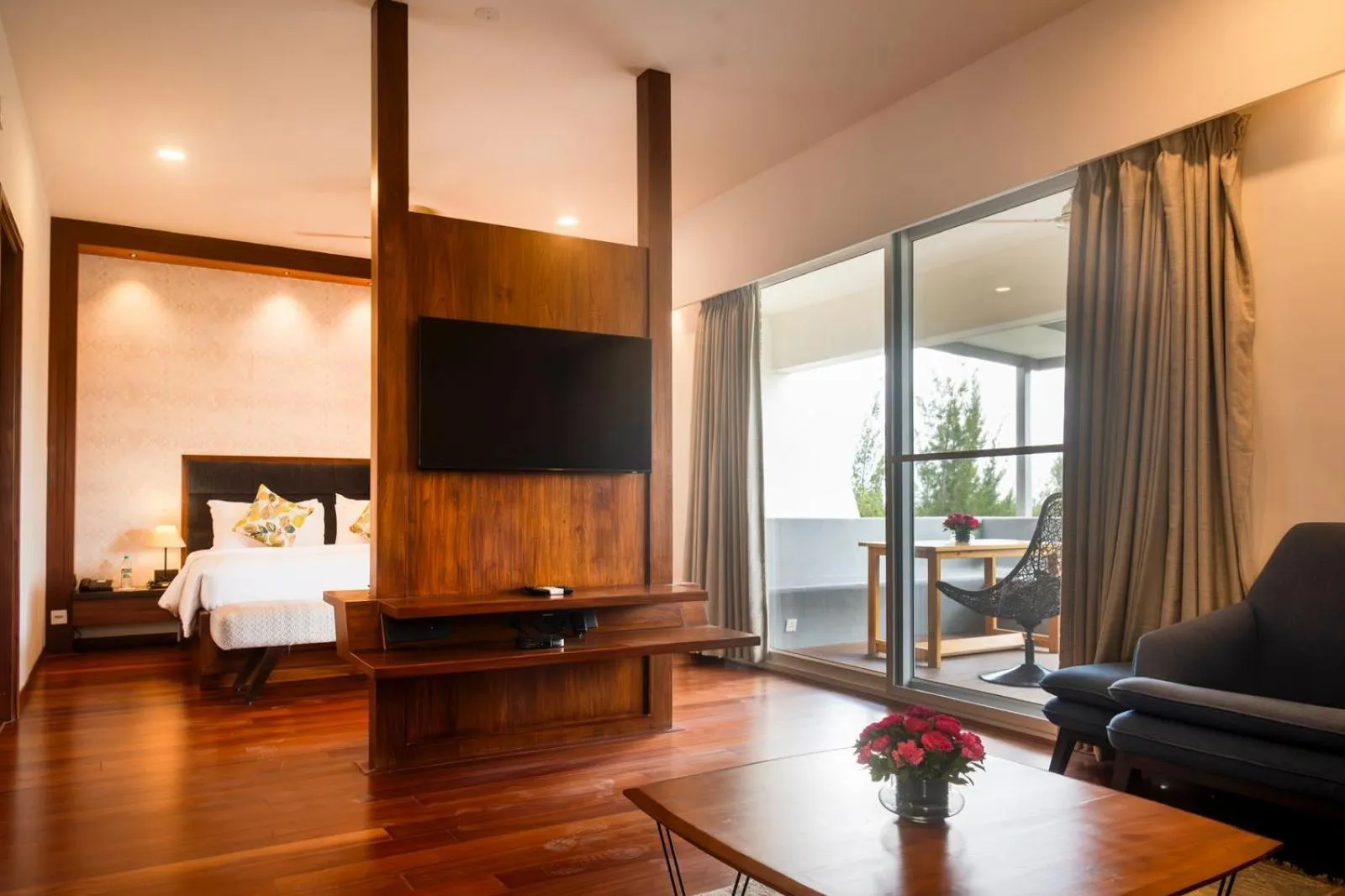 View (from property/room), Bed in Clover Greens Golf Course and Resort