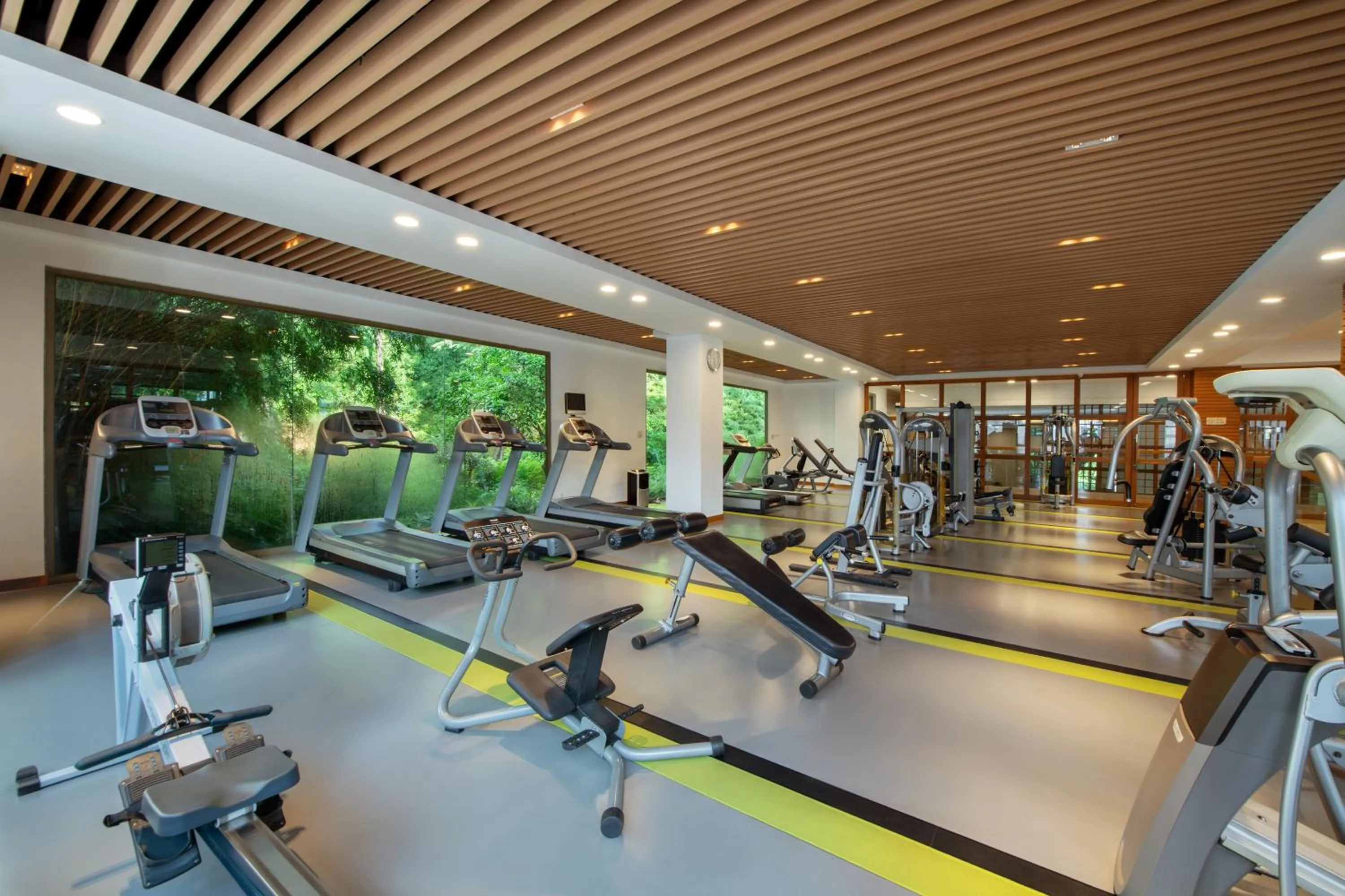 Fitness centre/facilities in Dongguan Forum Hotel and Apartment - Former Pullman hotel Dongguan Forum