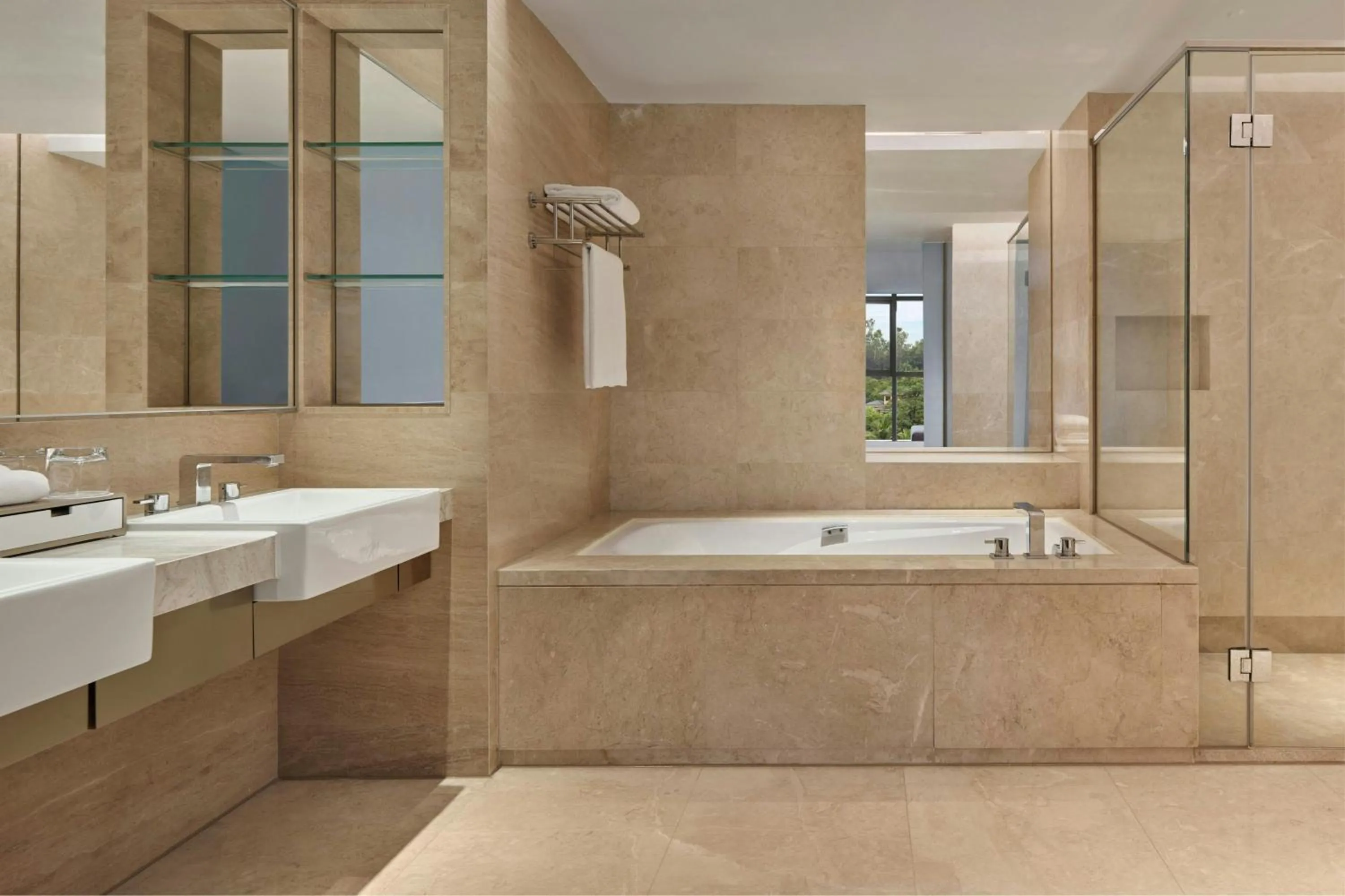 Hot Tub in Dongguan Marriott Hotel