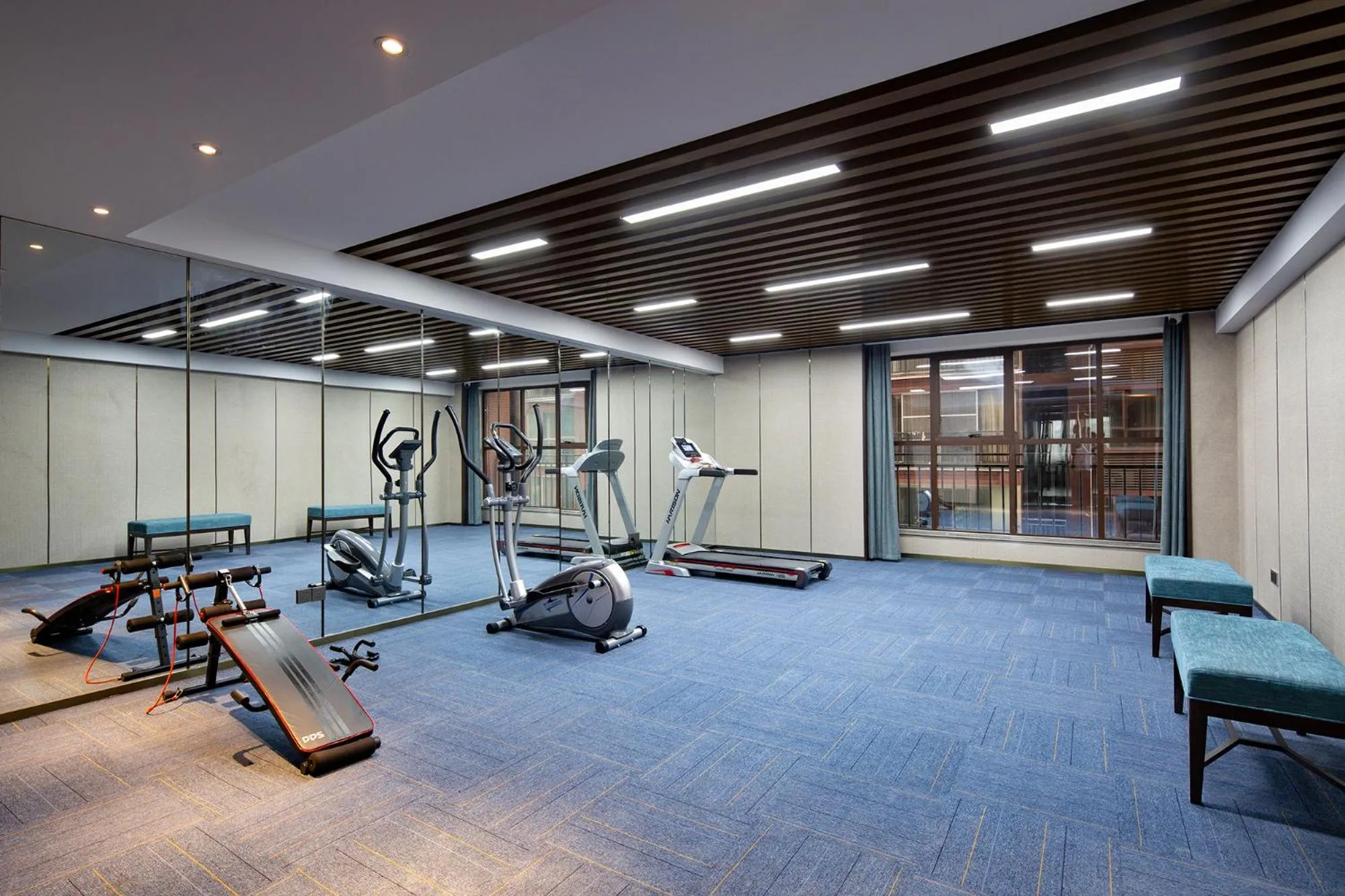 Fitness centre/facilities in Till Bright Hotel, Leiyang Zhongxing Times Square