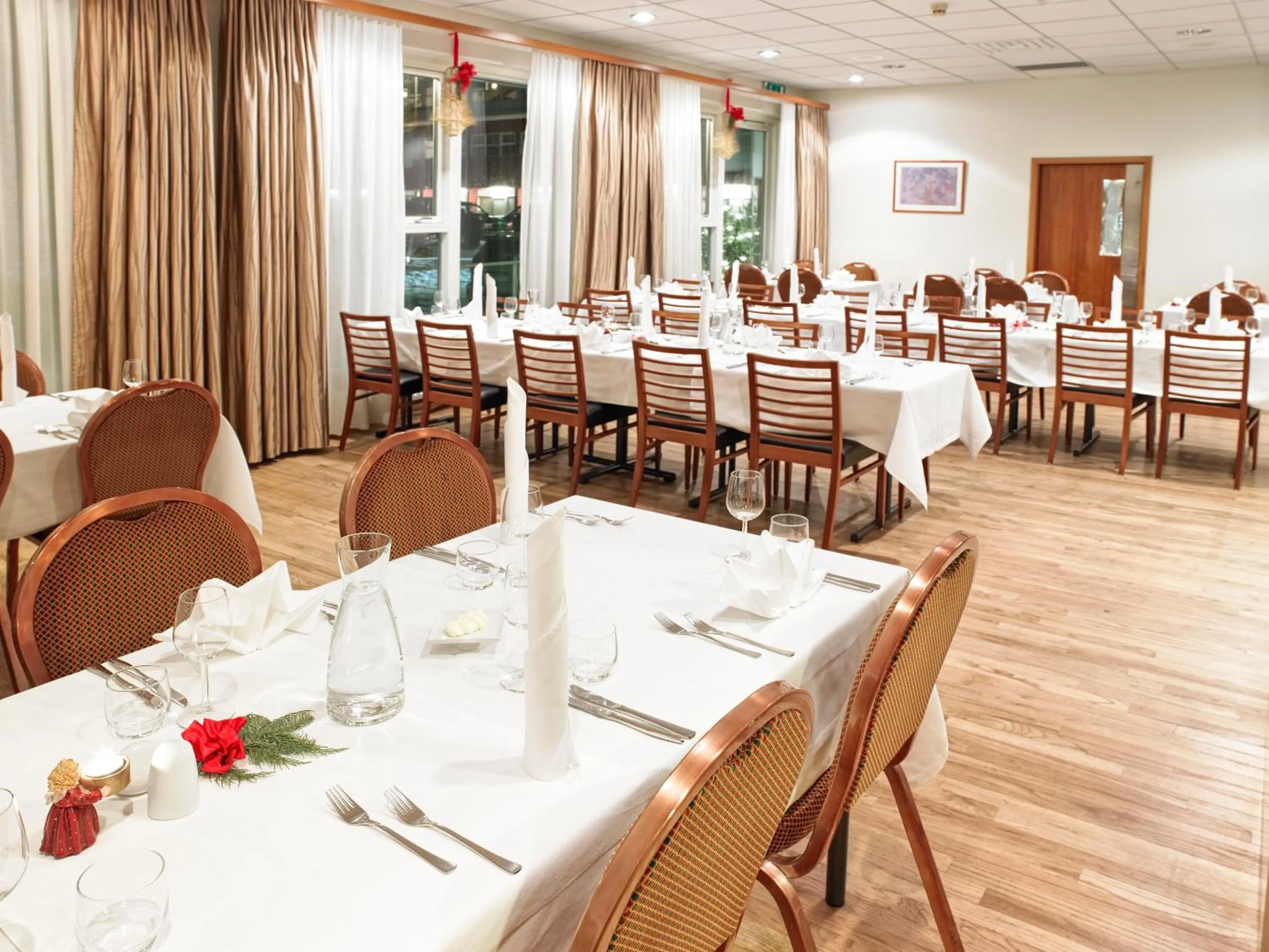 Restaurant/places to eat in Hérað - Berjaya Iceland Hotels