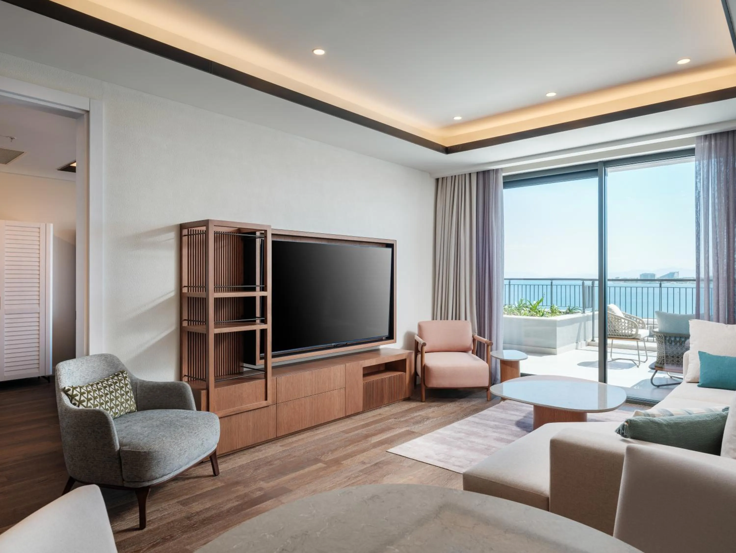 TV and multimedia in Anda Barut Collection - Ultra All Inclusive