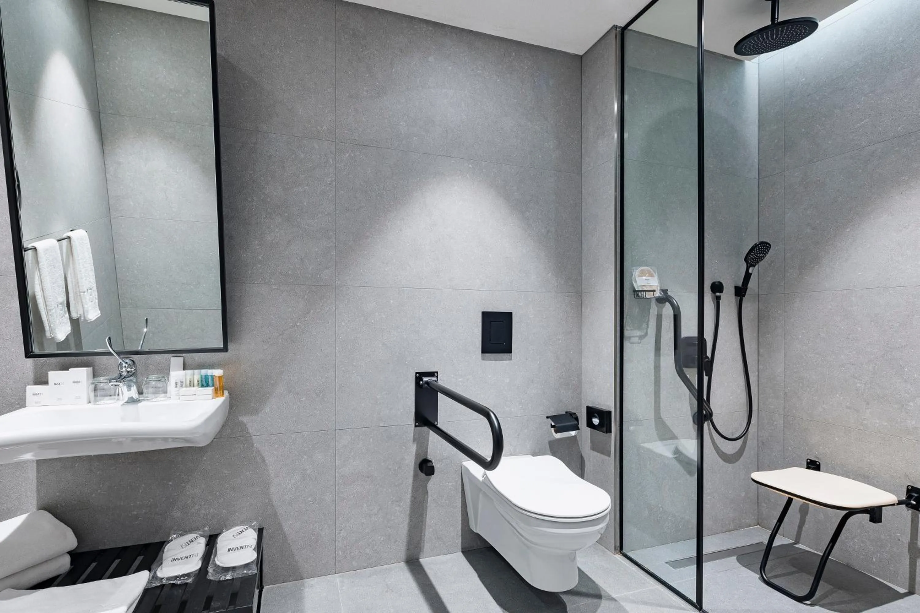 Shower in INVENTIST Hotel Sports Academy Istanbul