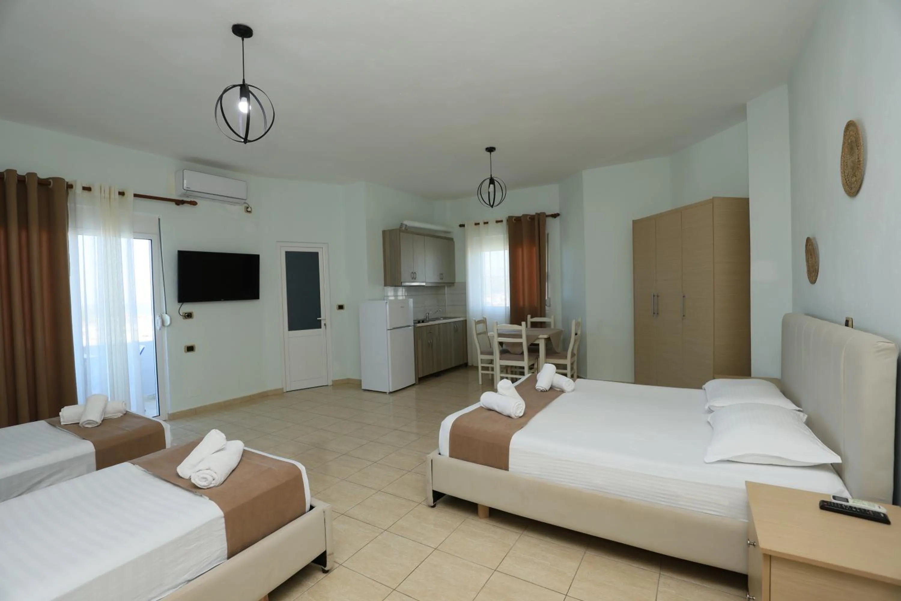 TV and multimedia, Bed in Michelle Apartments