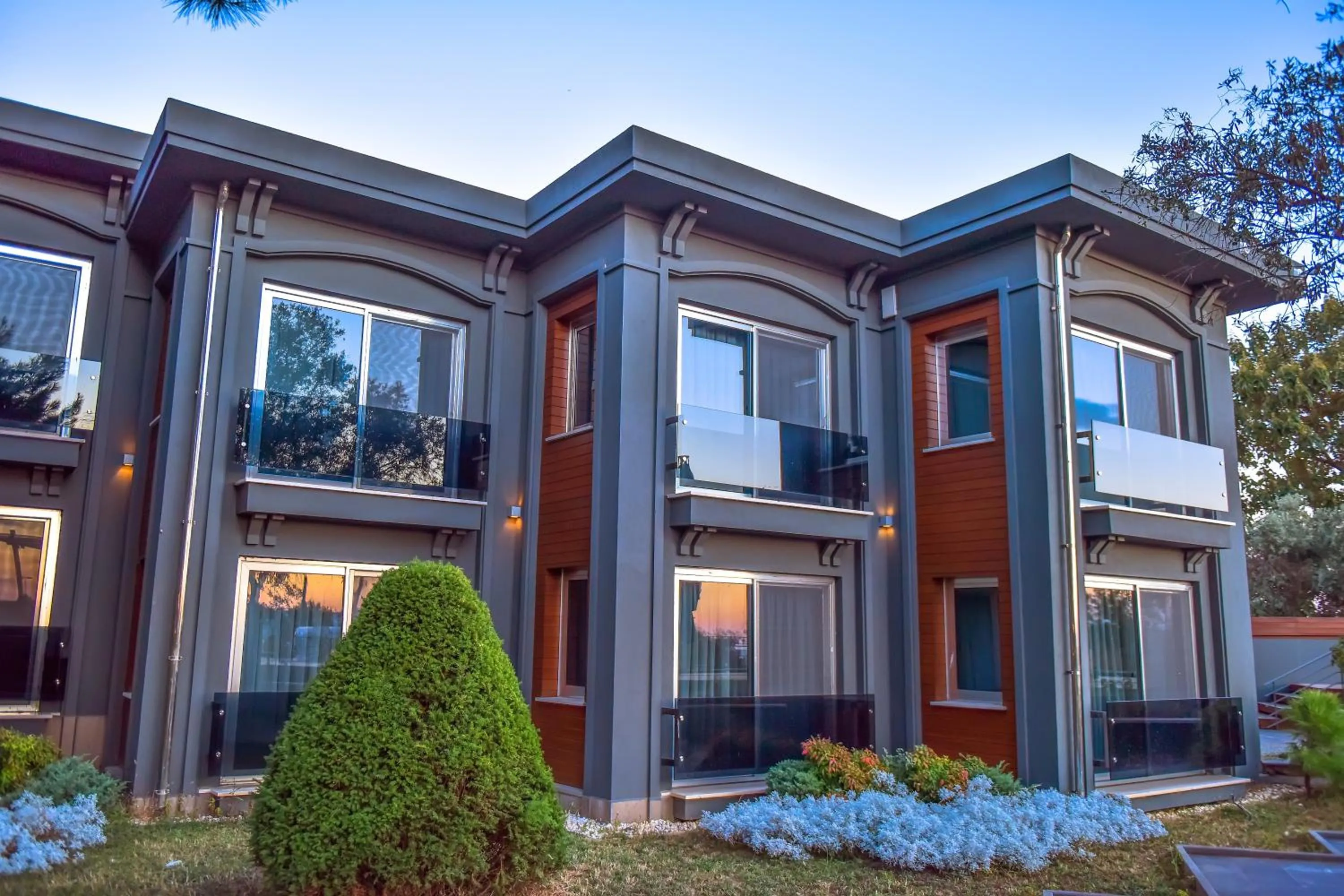 Denizatı Plus Hotel