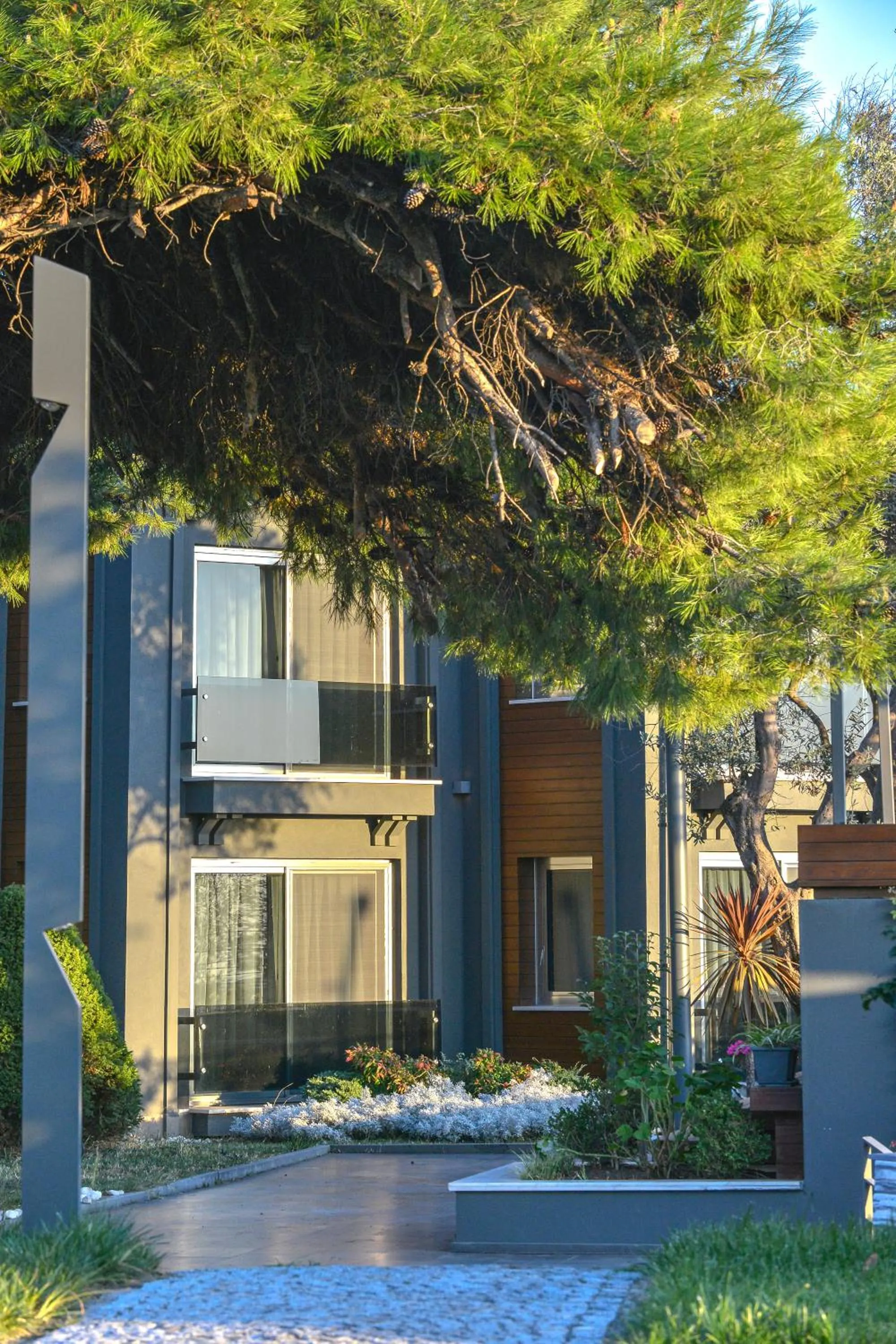 Denizatı Plus Hotel