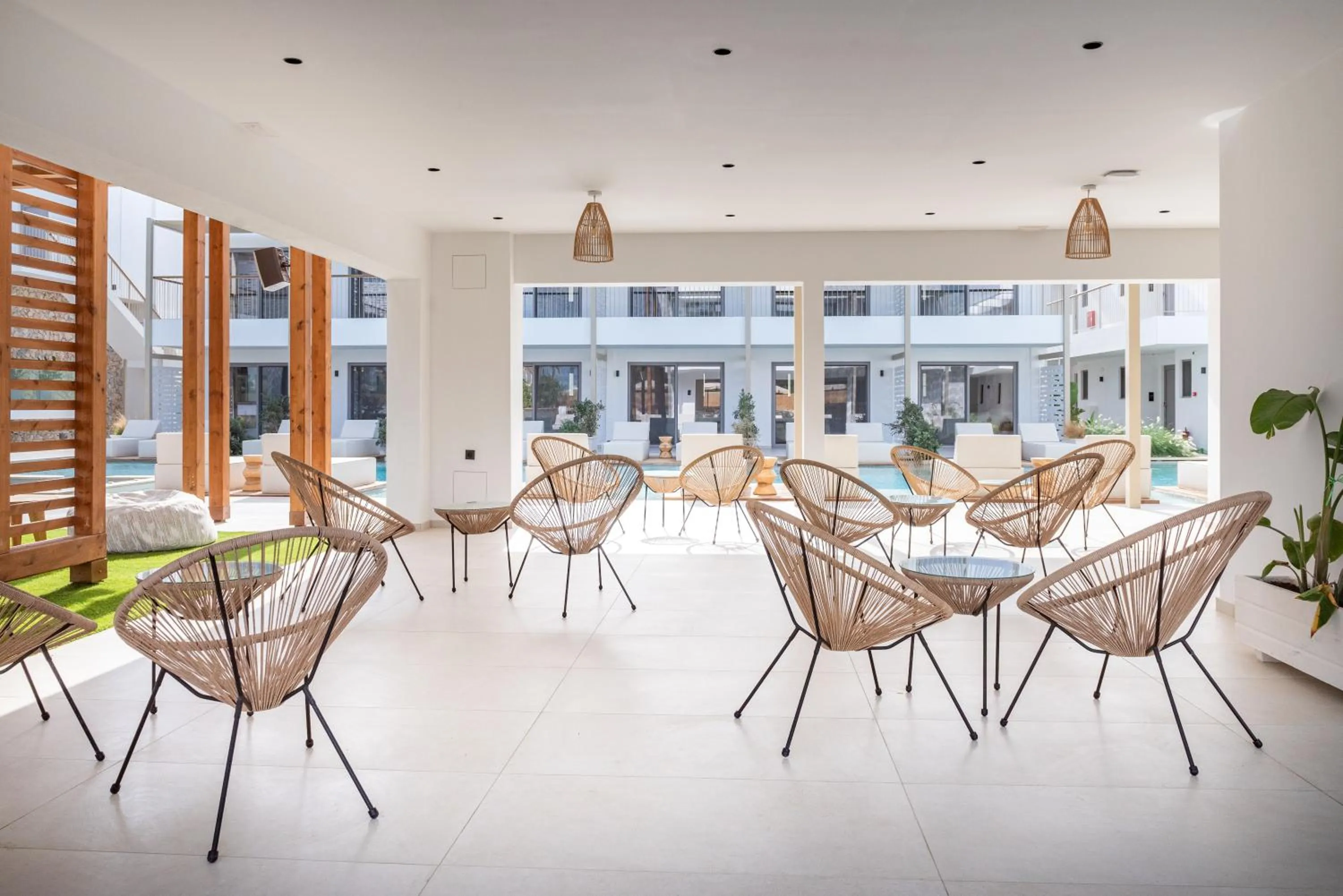 Restaurant/places to eat in Paralos Kyma Dunes Adults Only