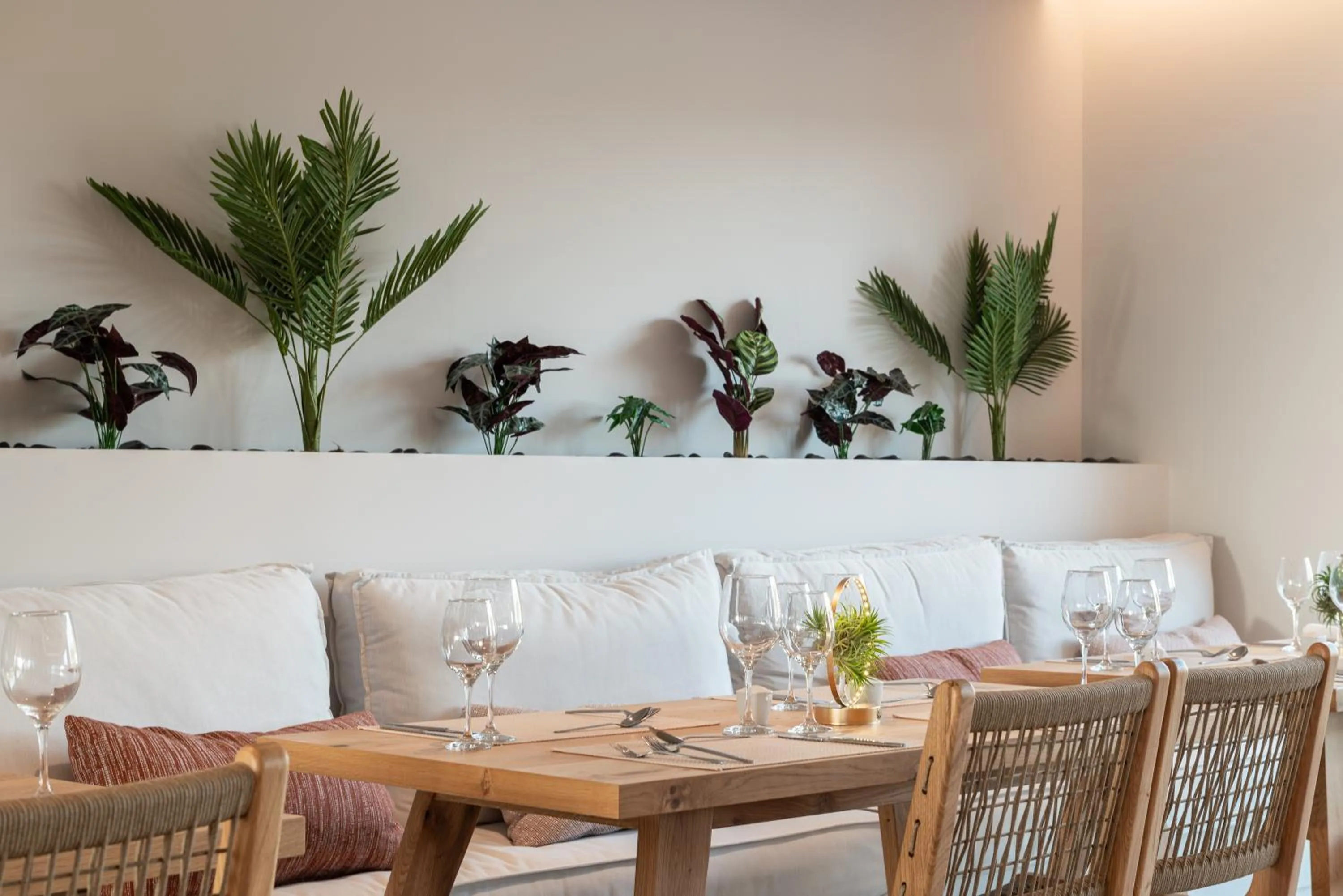 Restaurant/places to eat in Paralos Kyma Dunes Adults Only