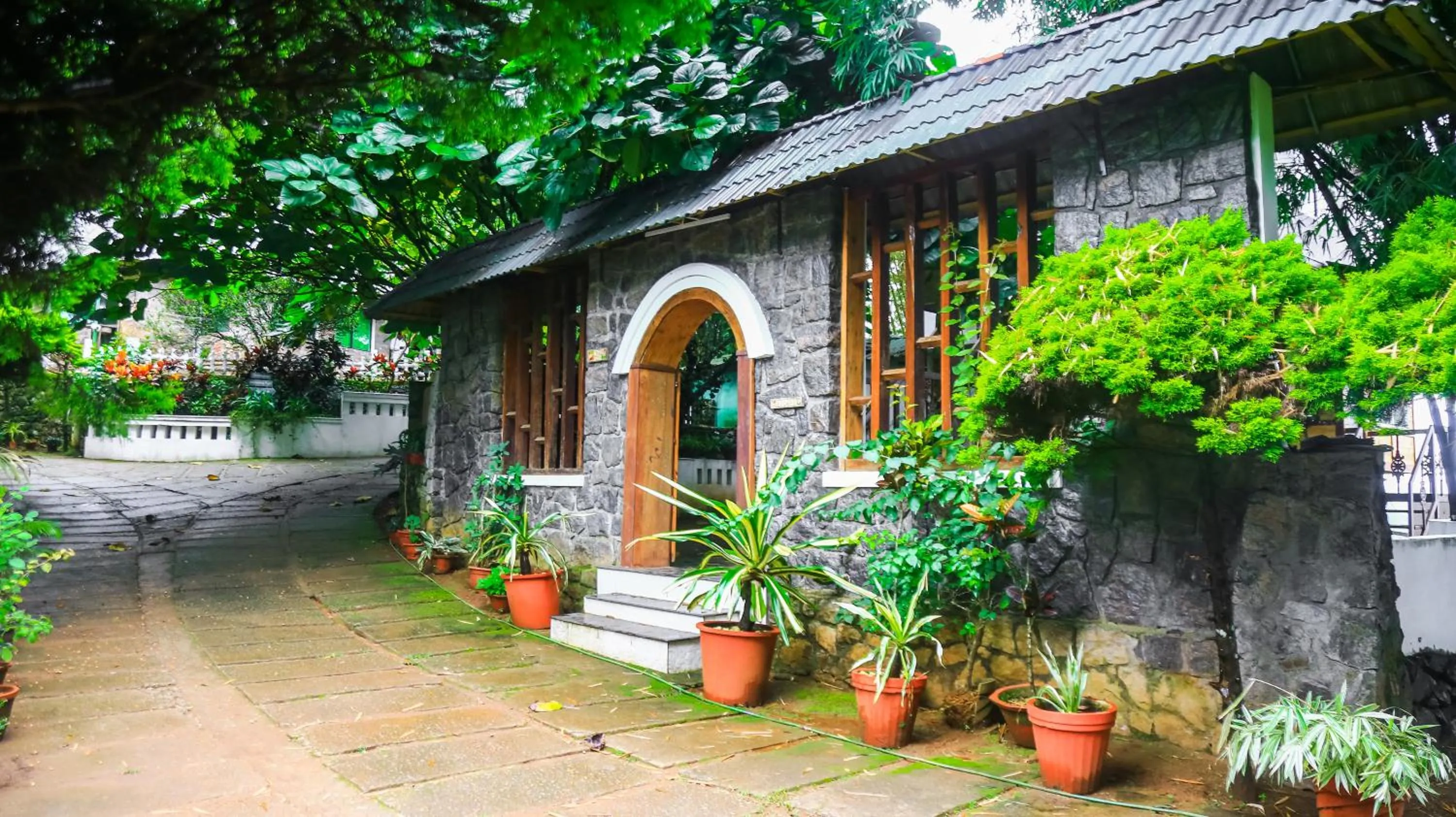 Facade/entrance in Spring Muunnar, Munnar