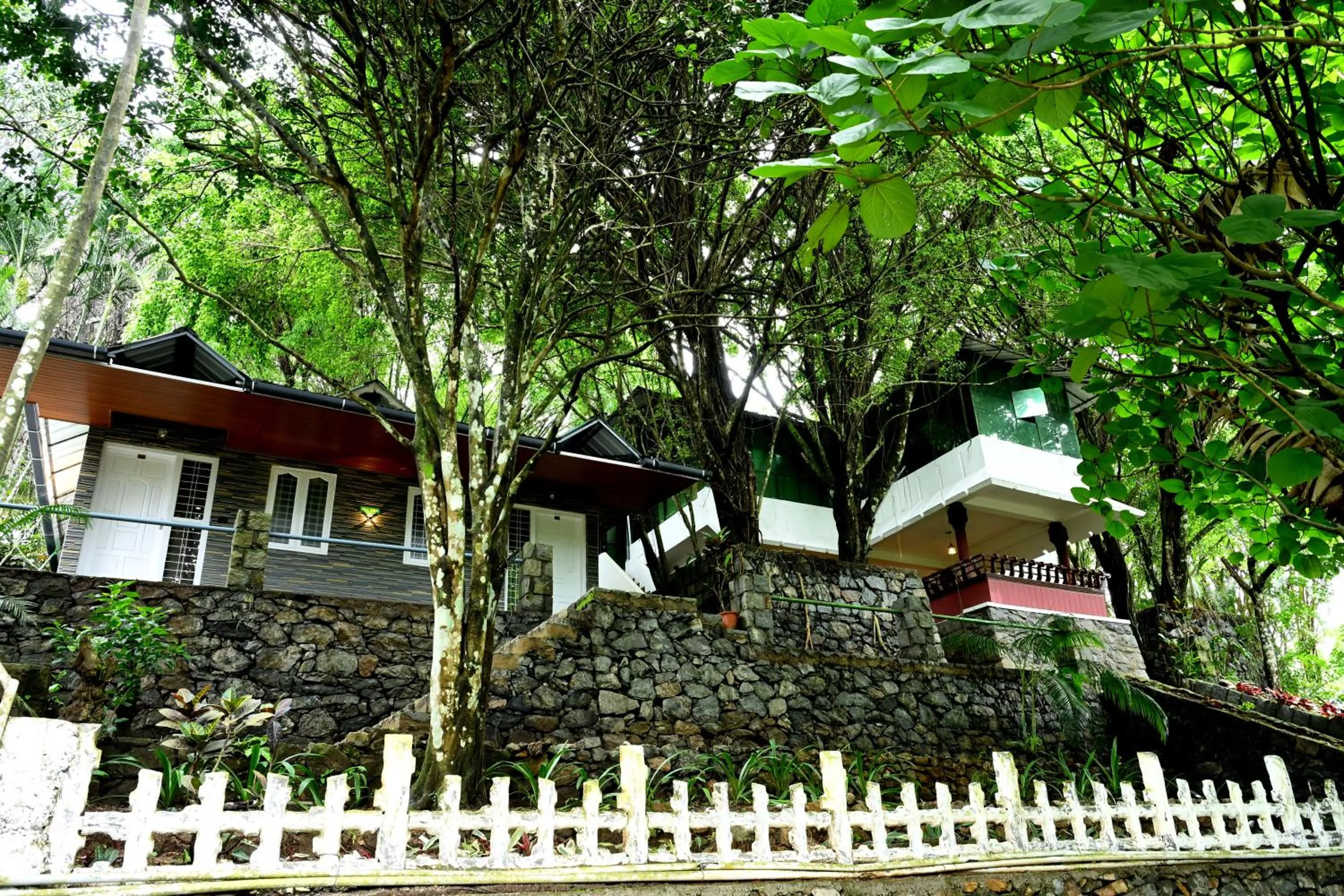 Property building in Spring Muunnar, Munnar