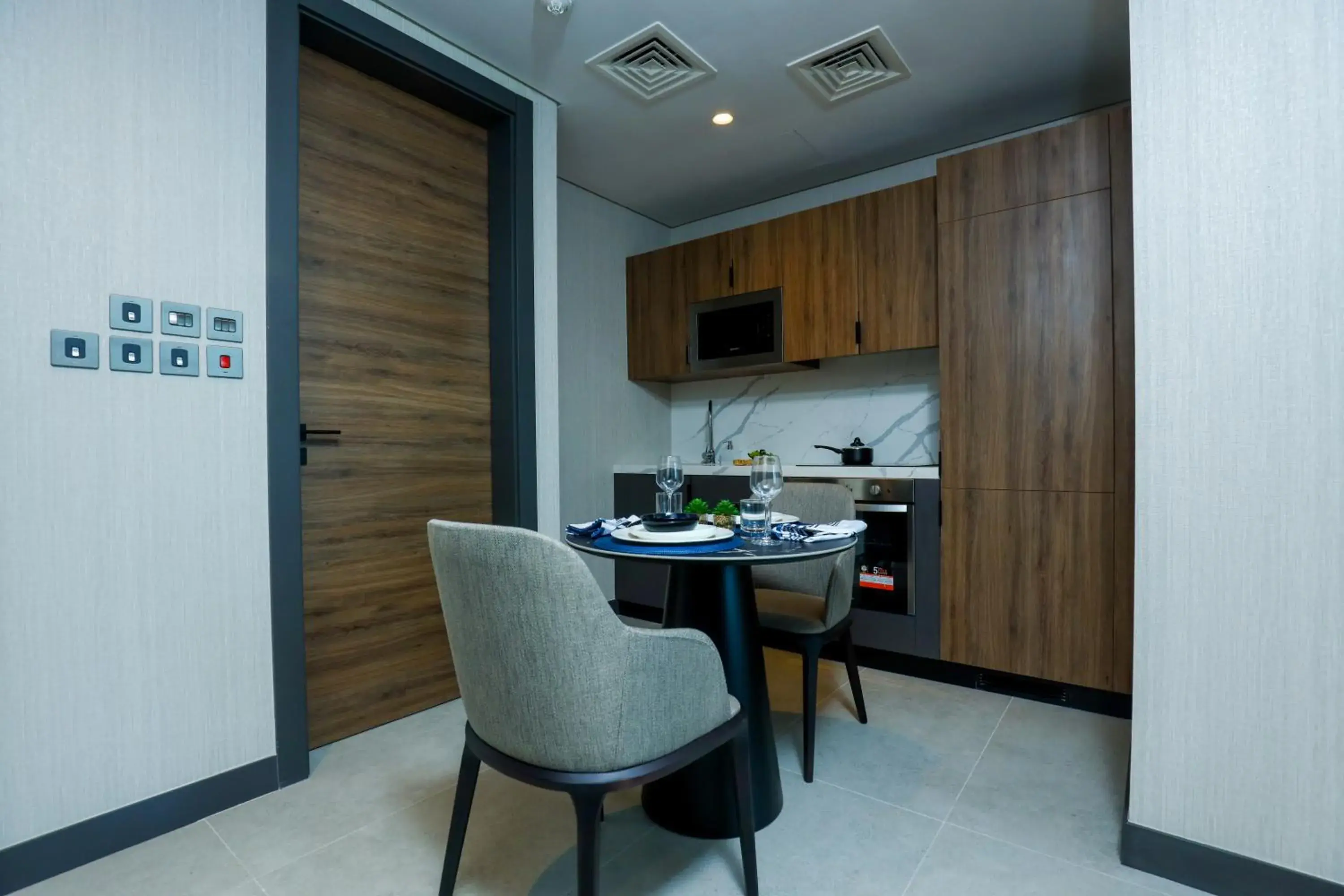 King Studio in Charthouse Bahrain King Studio in Charthouse Bahrain