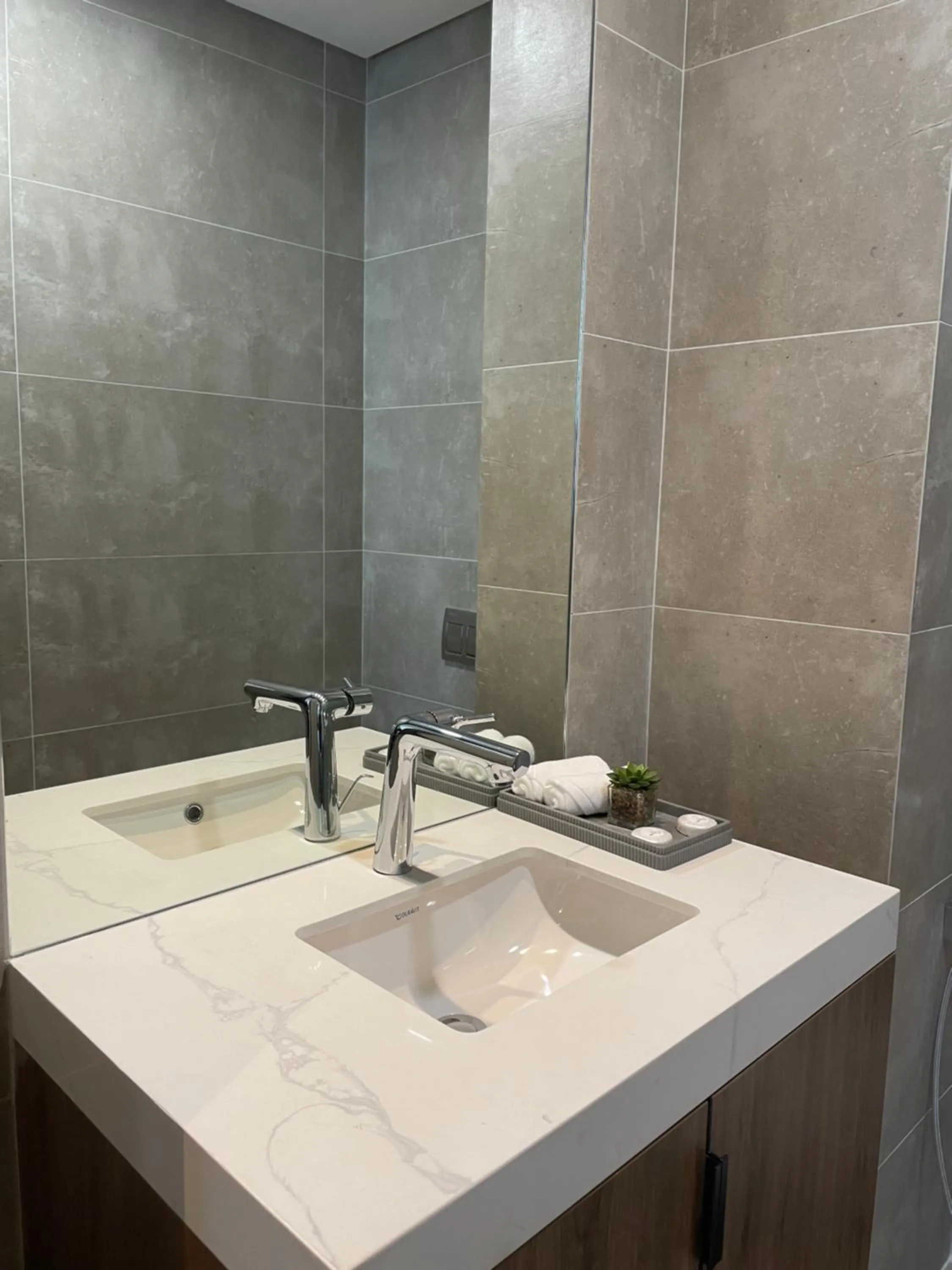 Bathroom in Charthouse Bahrain