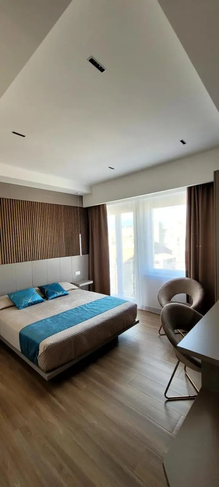 Superior Double Room in Th Luxury Central Superior Double Room in Th Luxury Central